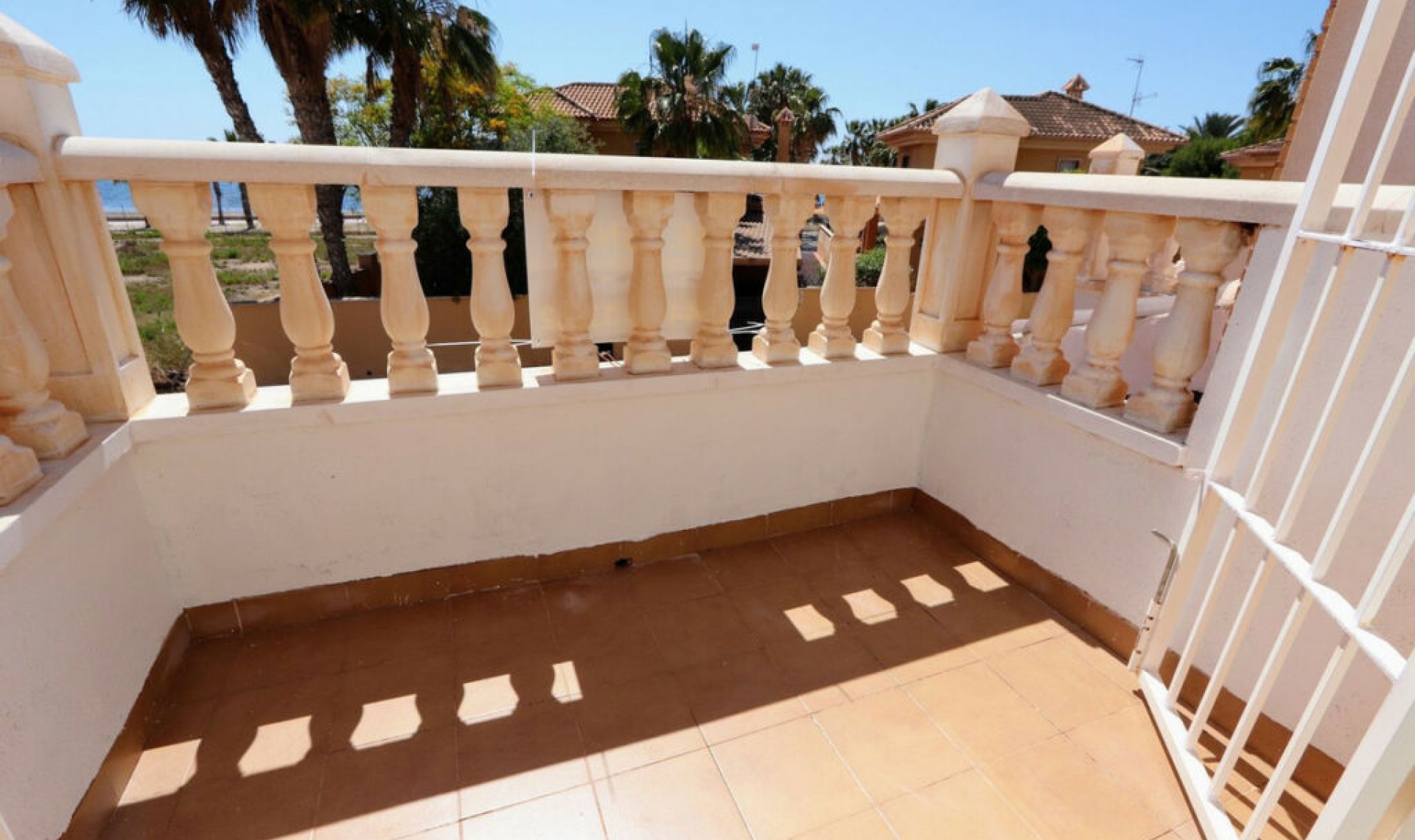 Resale - House -
Los Alcázares