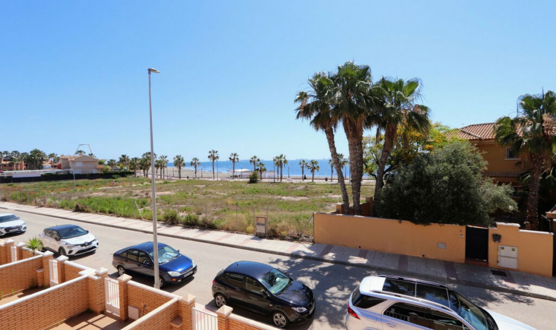 Resale - House -
Los Alcázares