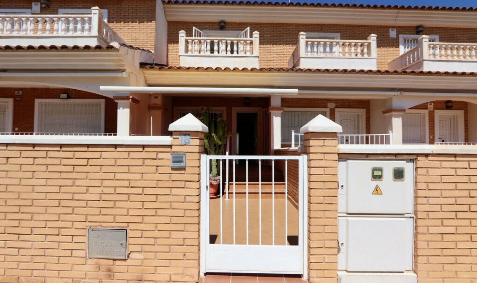 Resale - House -
Los Alcázares