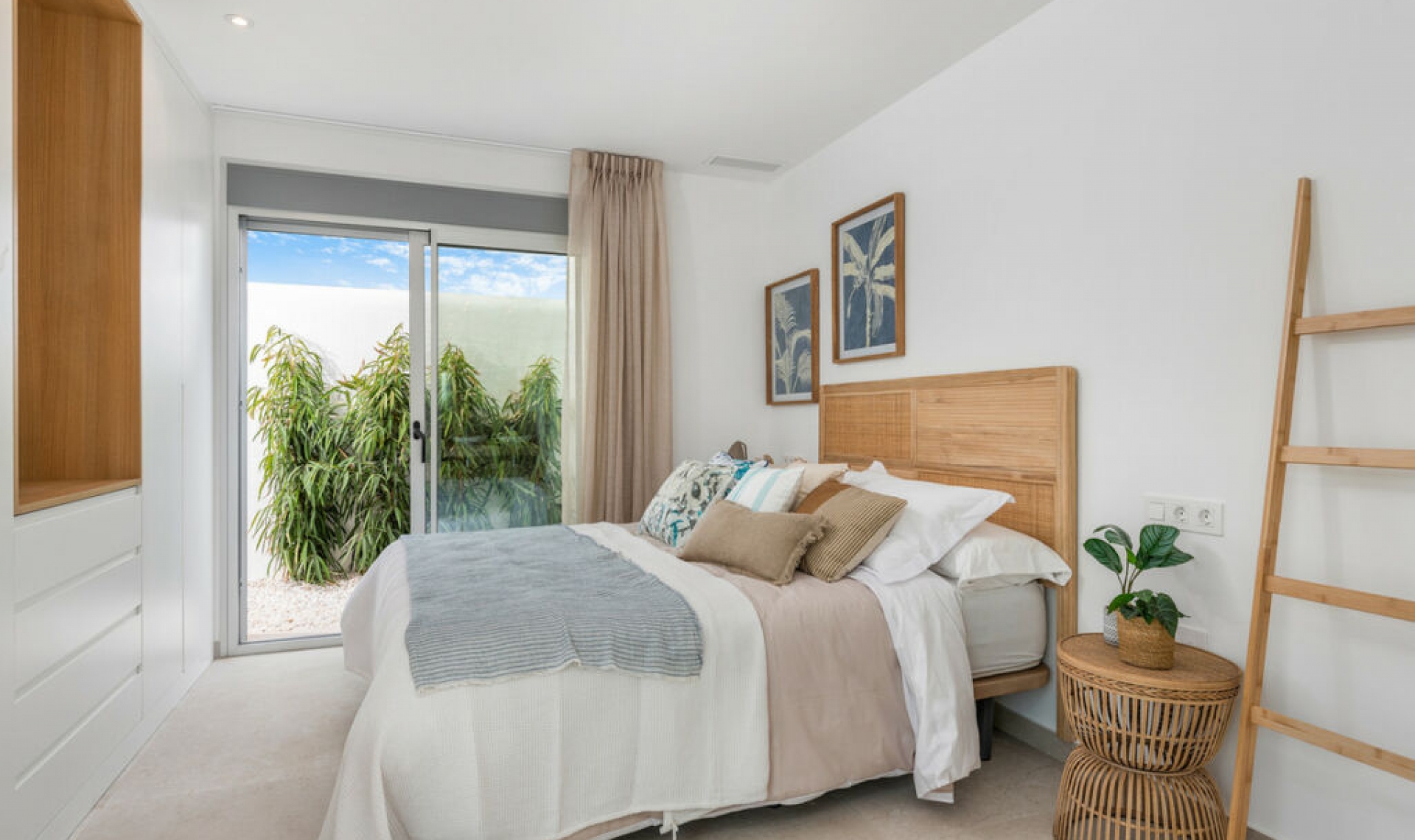 Resale - House -
Los Alcázares