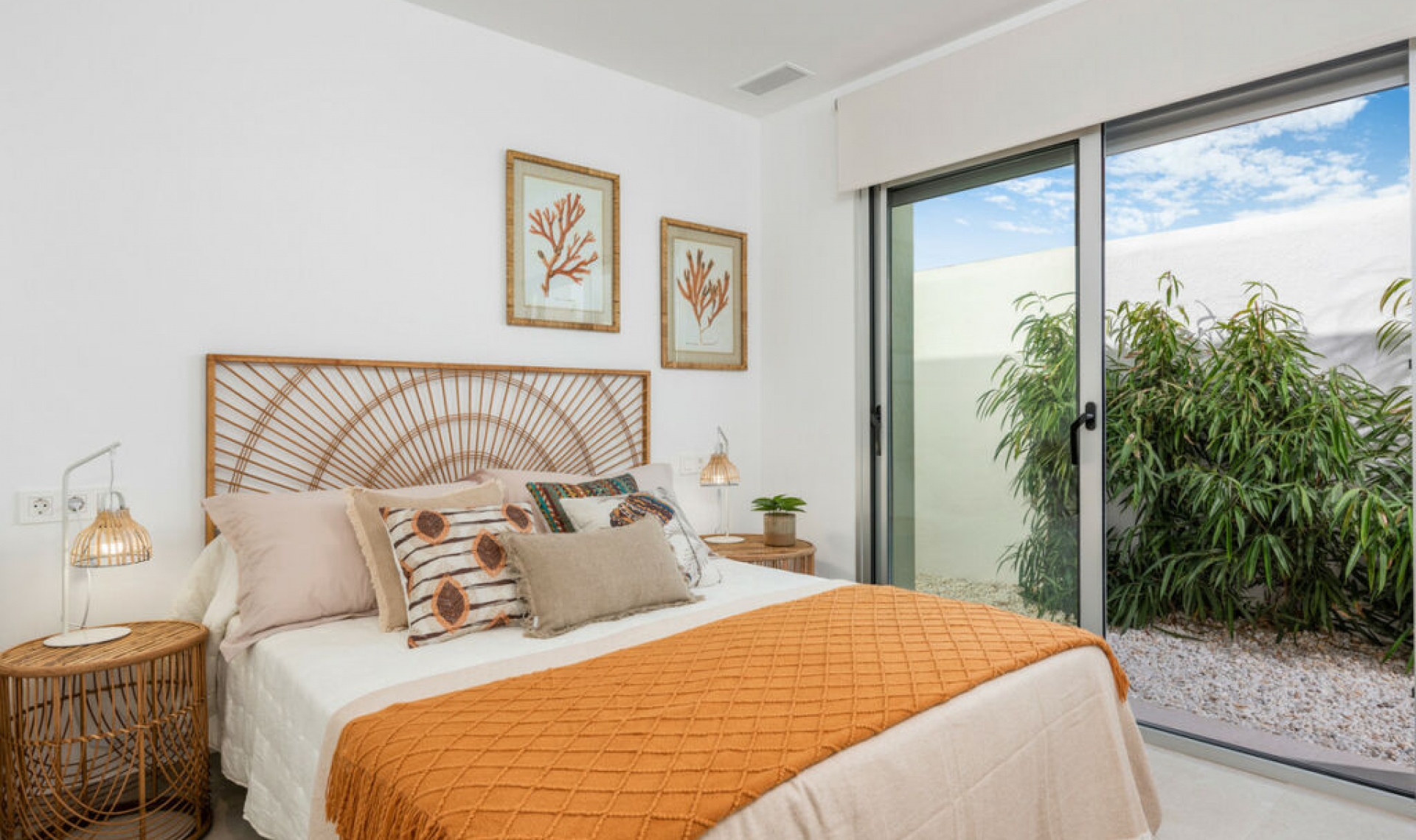 Resale - House -
Los Alcázares