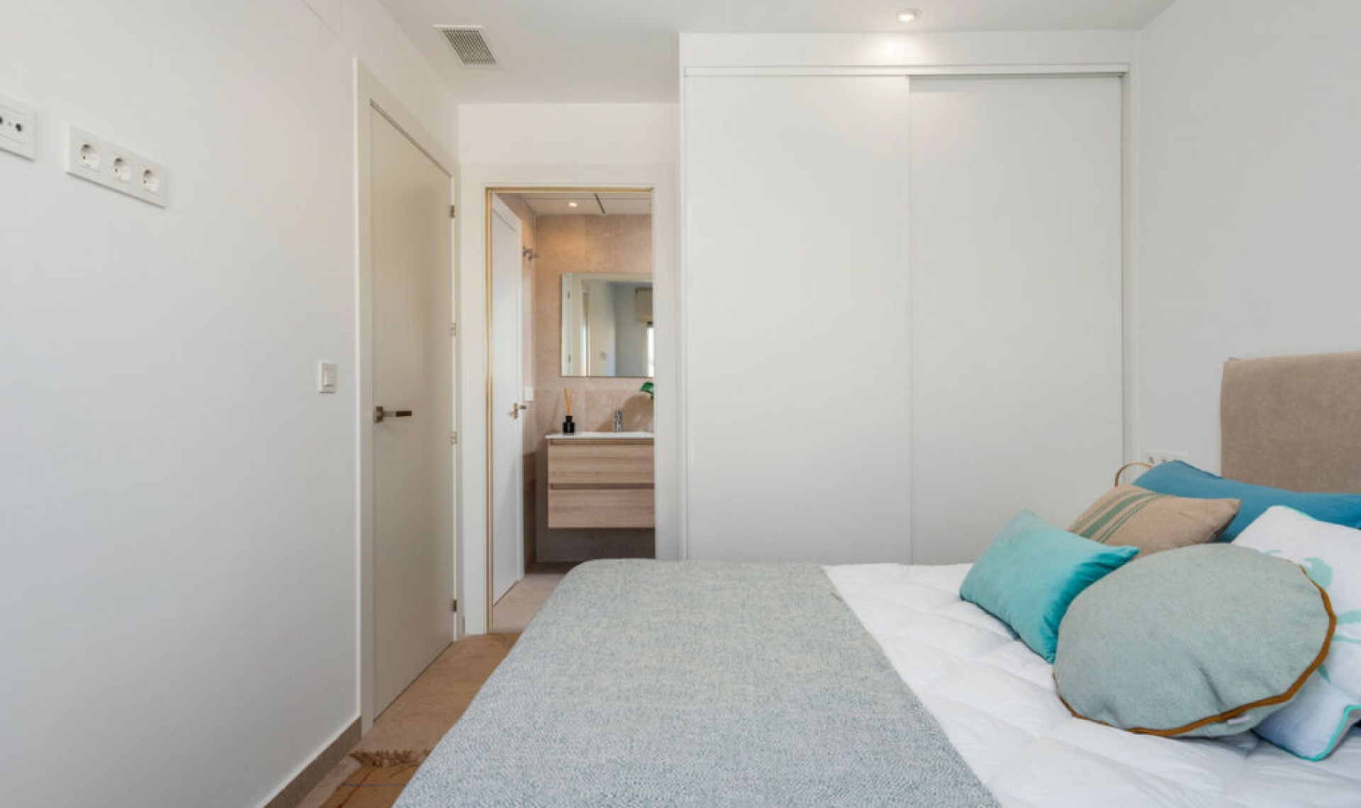 Resale - House -
Los Alcázares