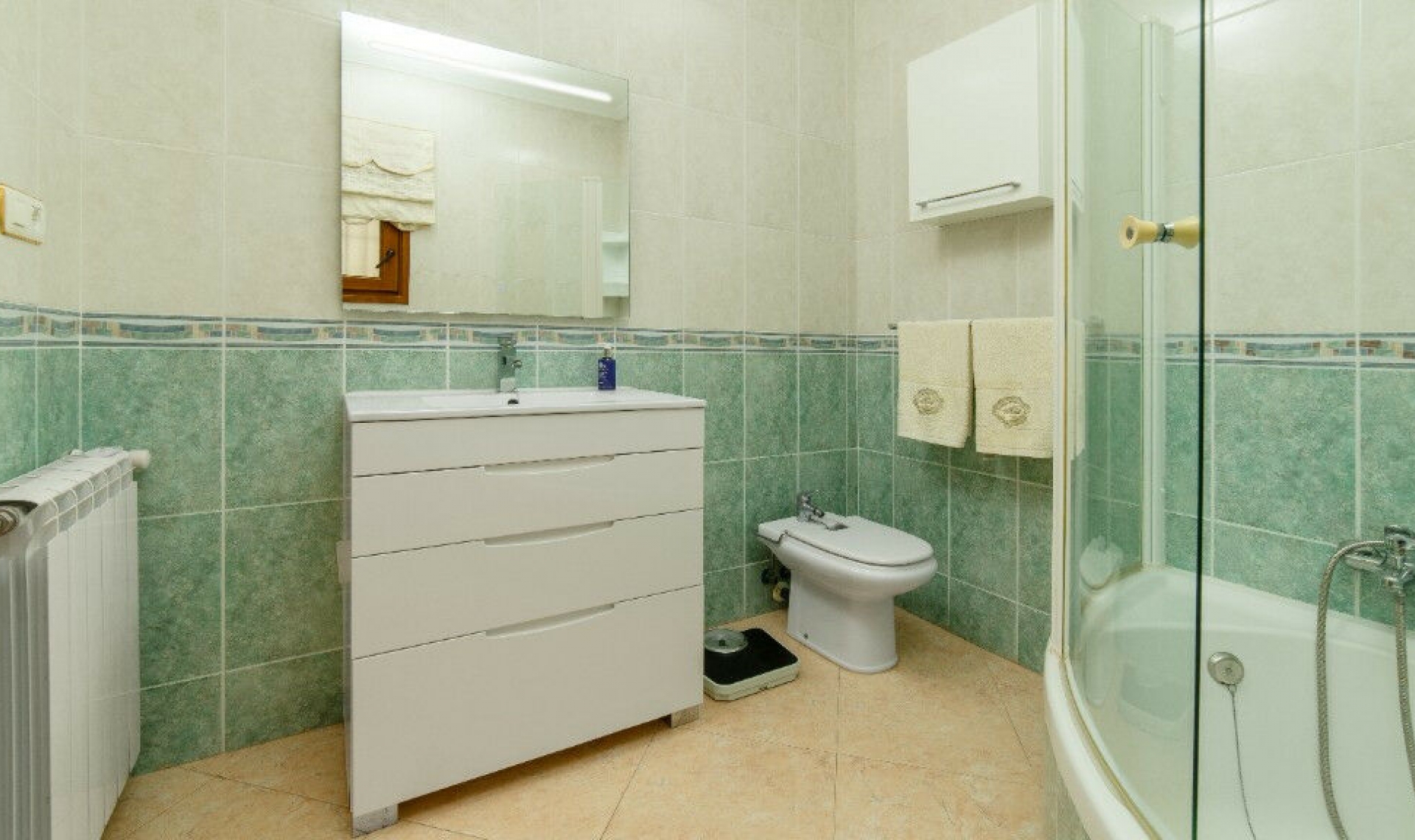 Resale - House -
Los Altos