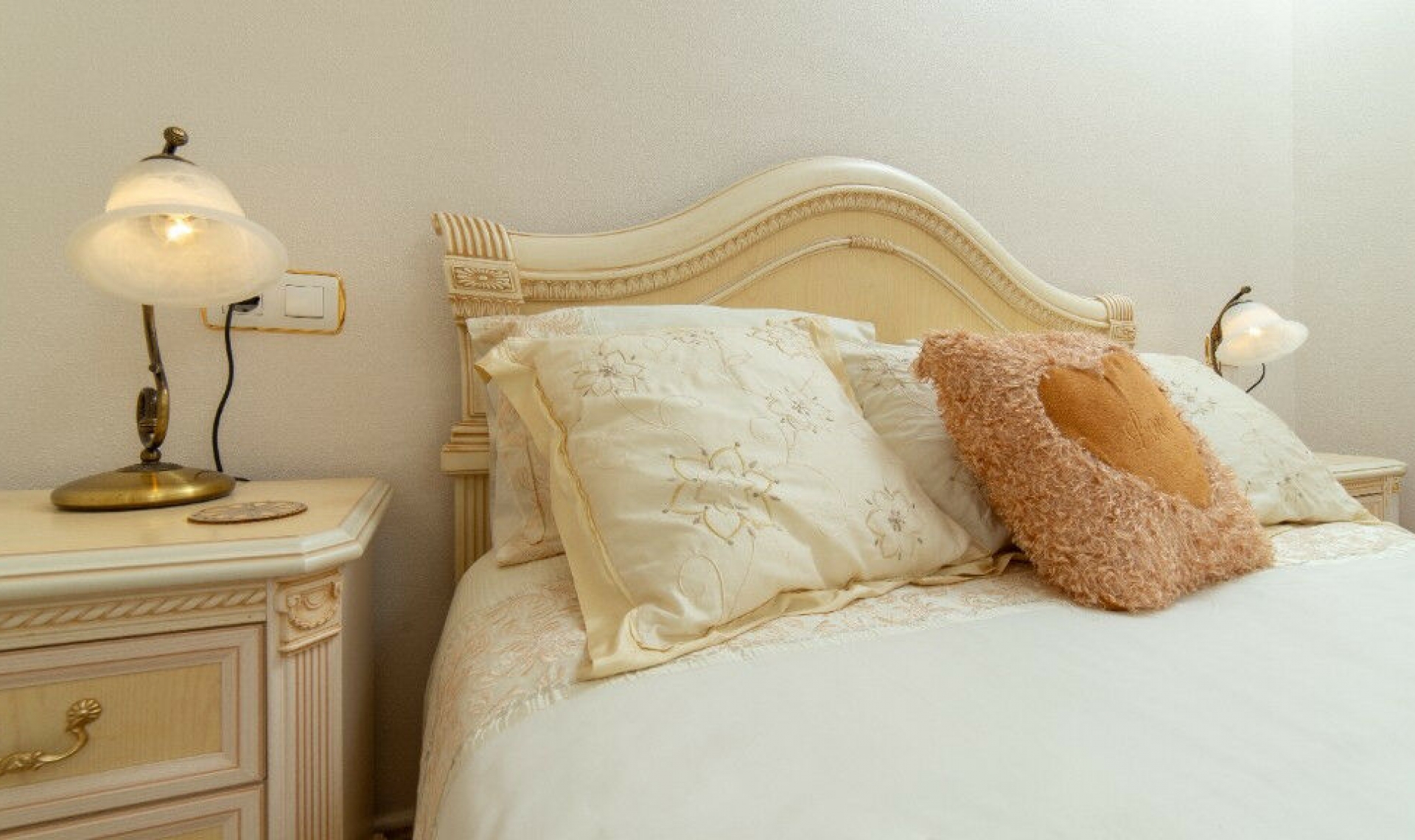 Resale - House -
Los Altos