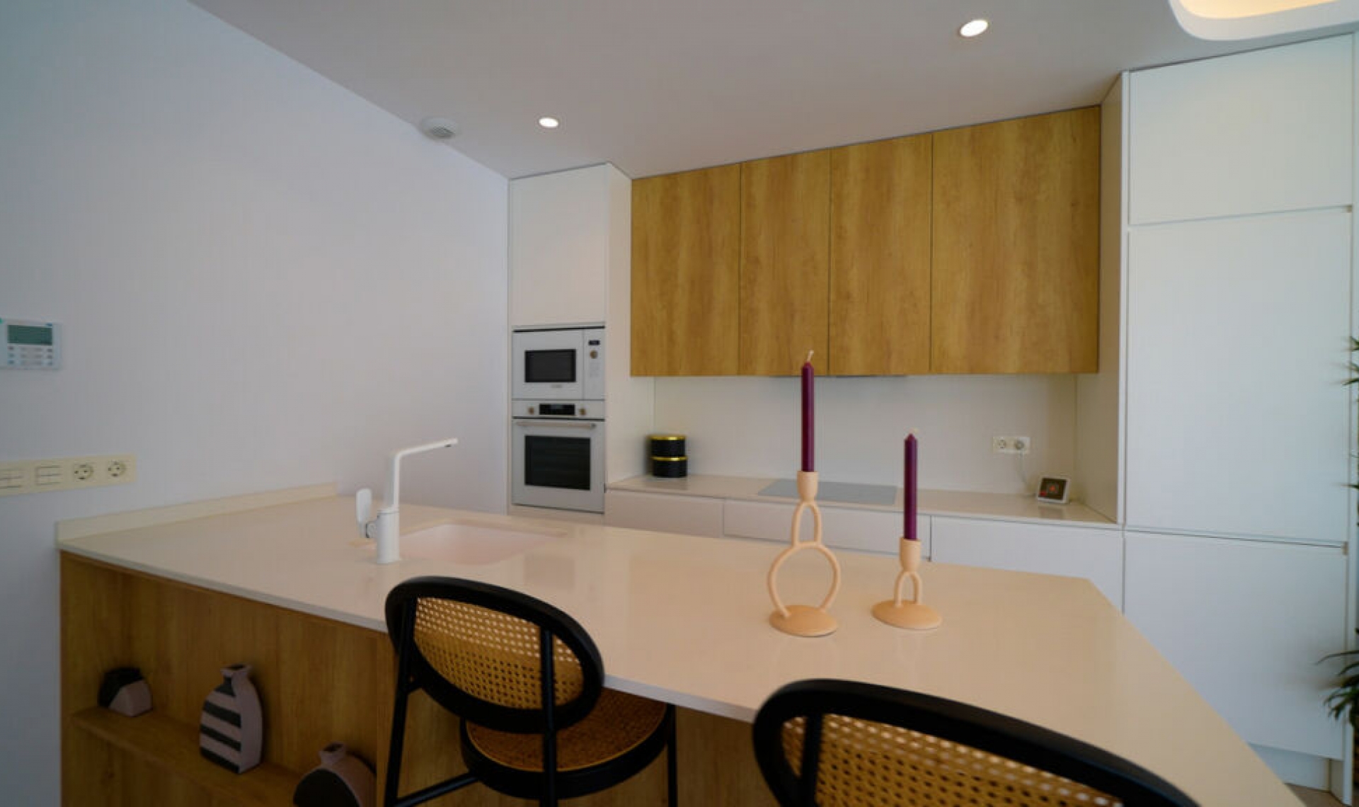 Resale - House -
Los Altos