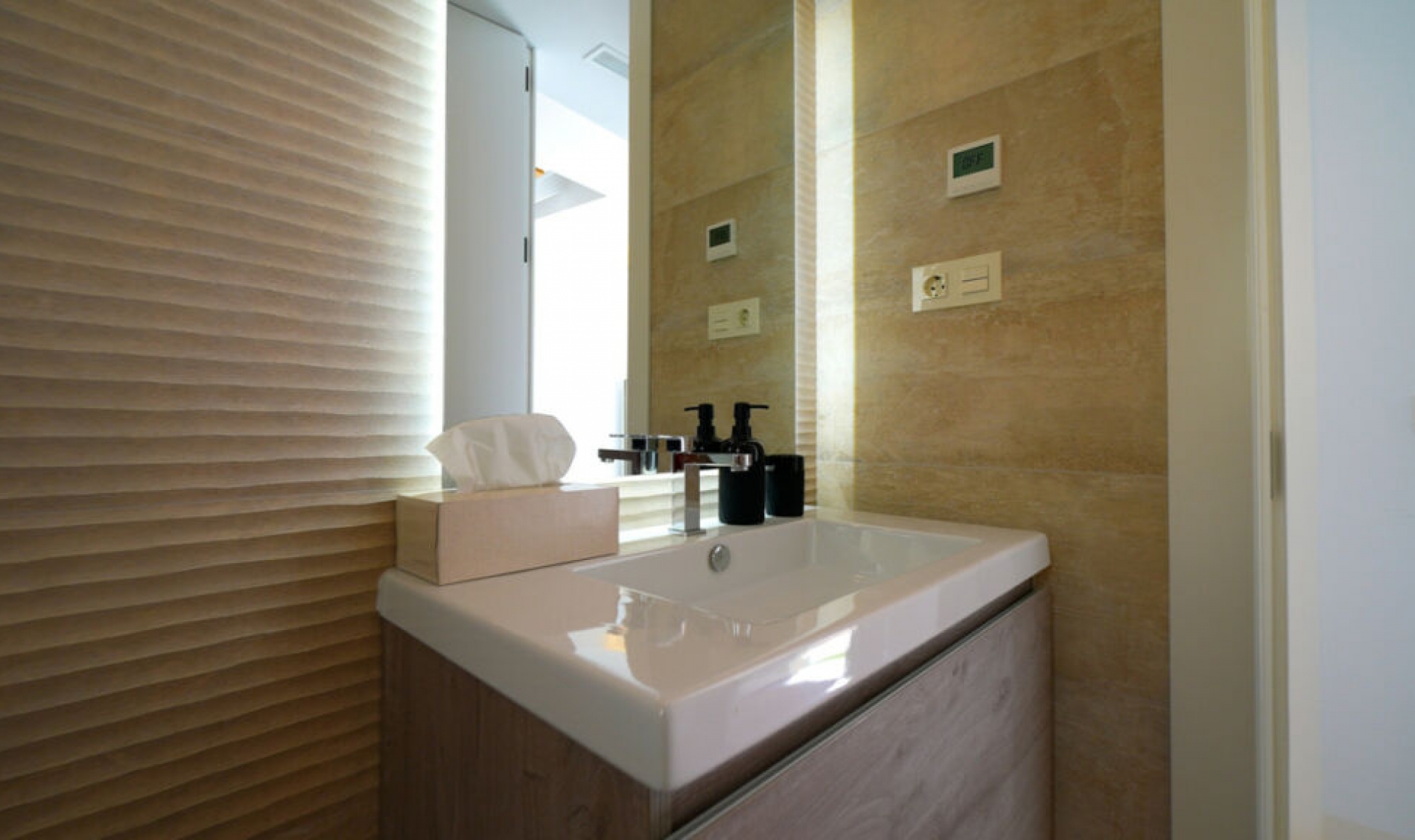 Resale - House -
Los Altos