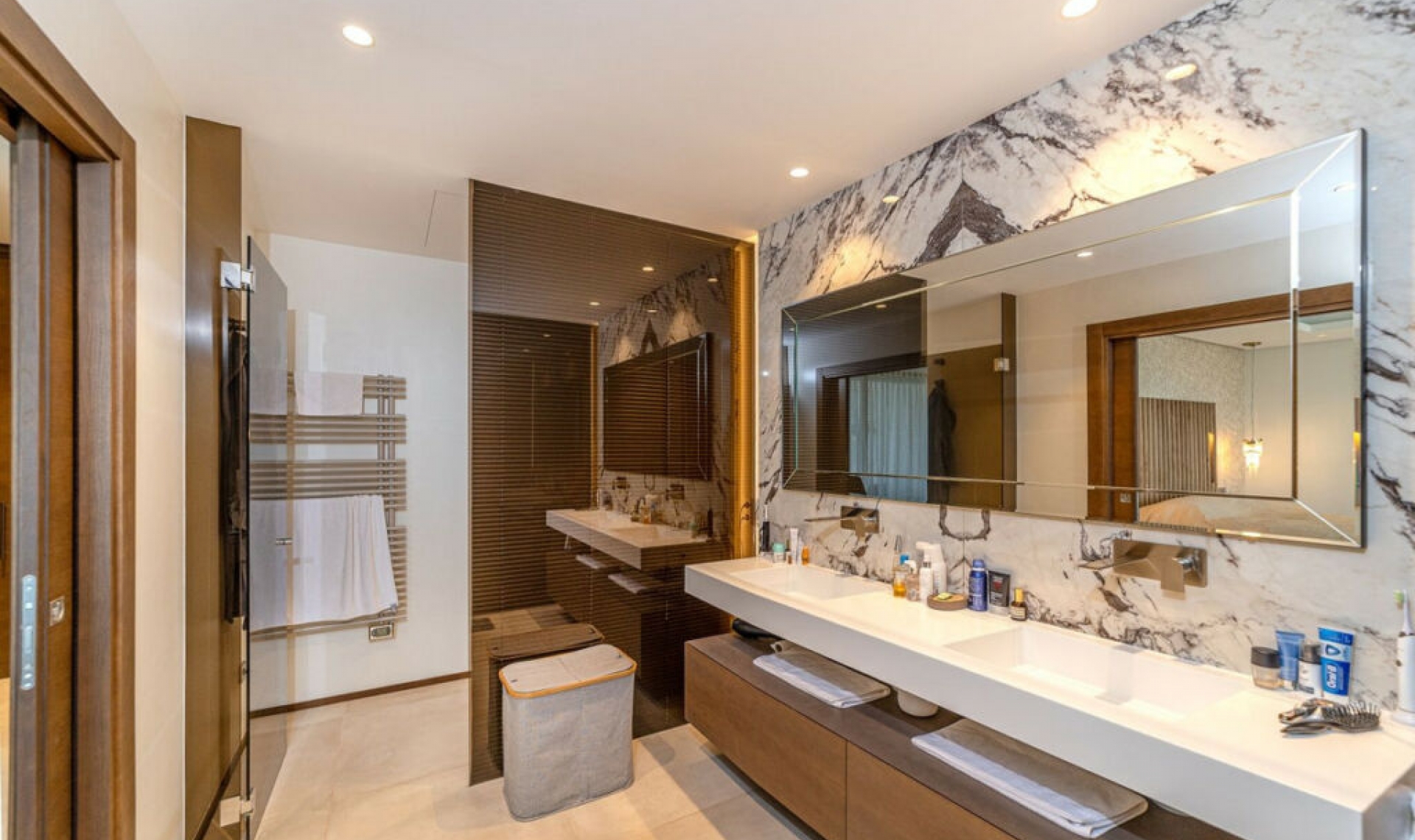 Resale - House -
Los Arqueros