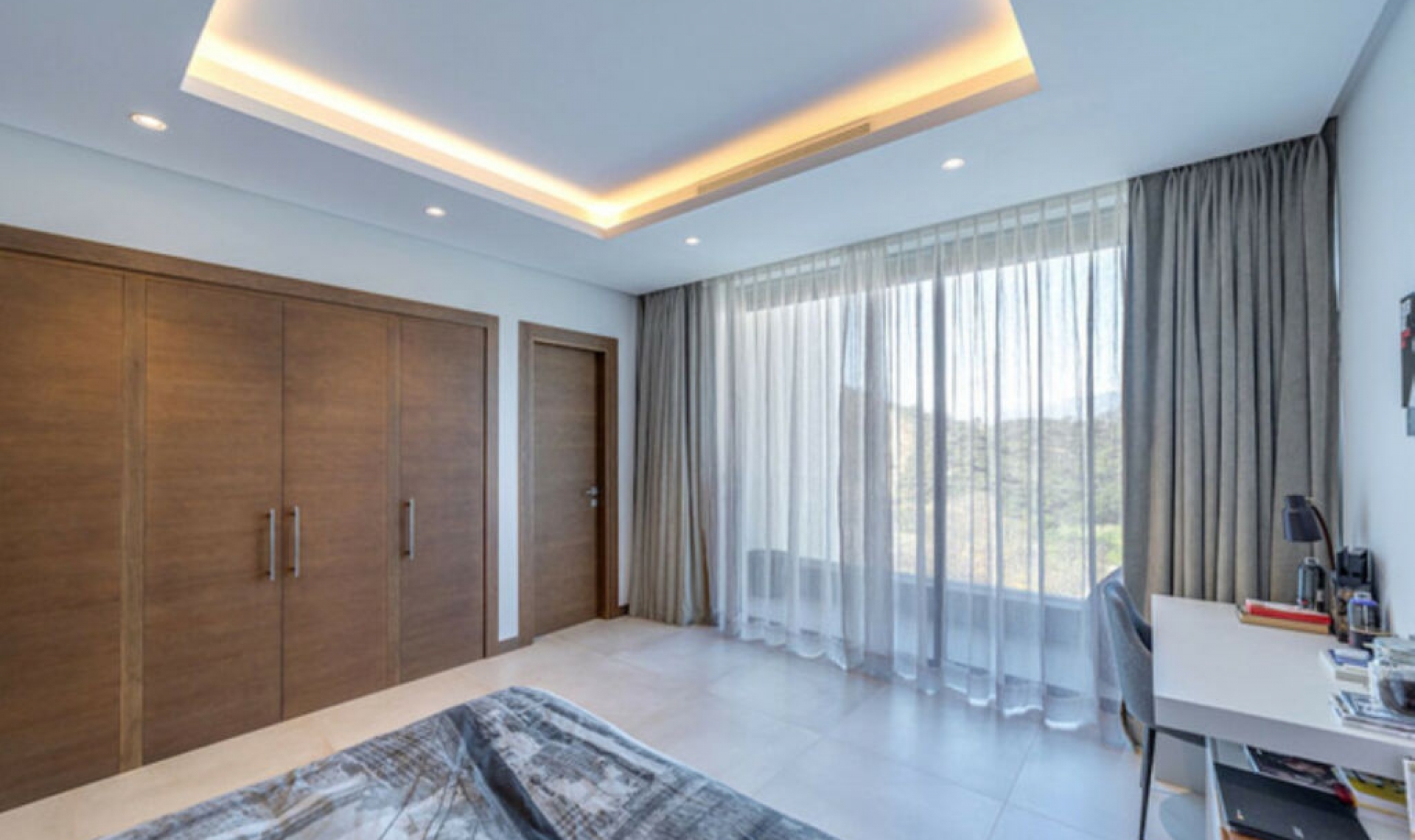 Resale - House -
Los Arqueros