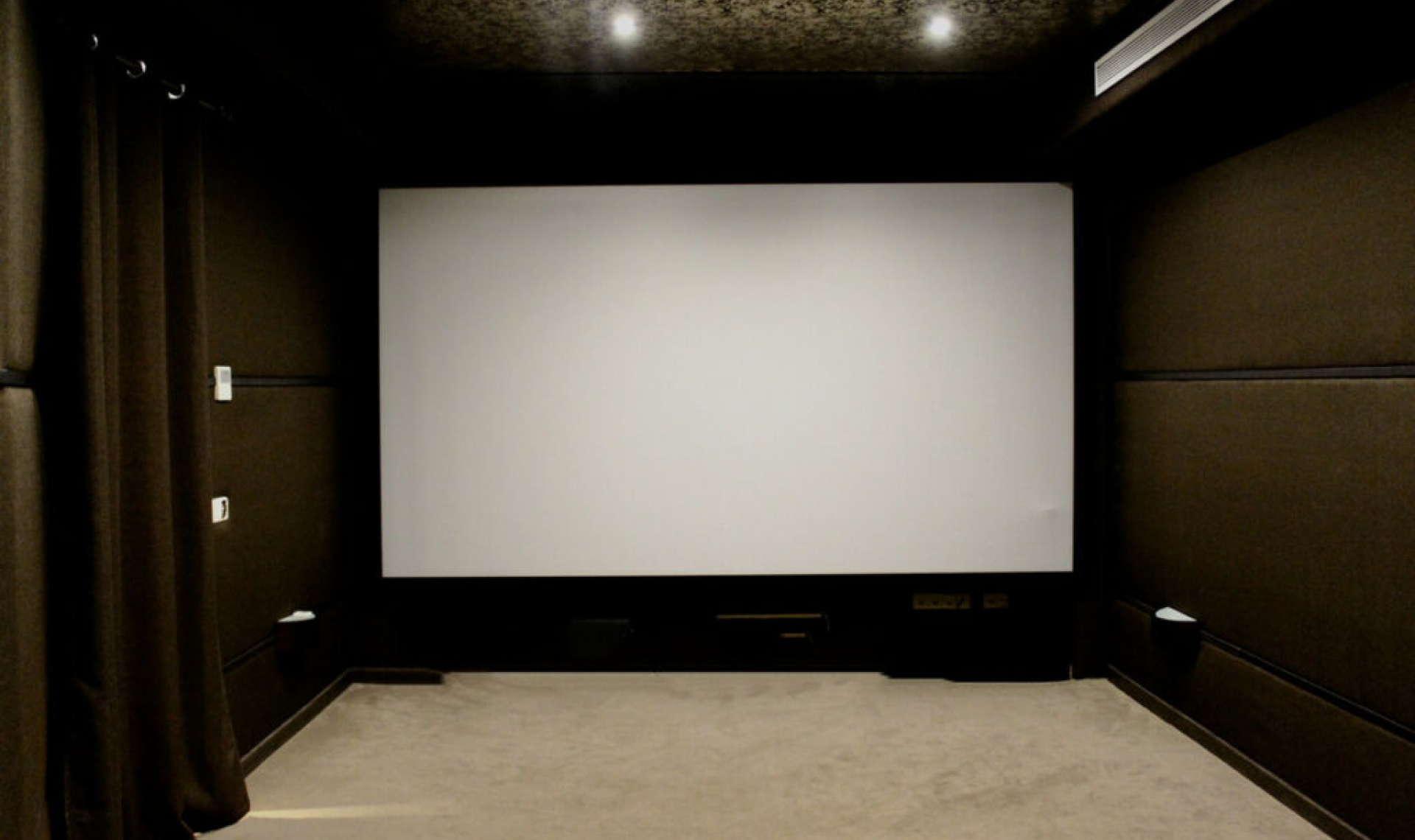 Resale - House -
Los Arqueros