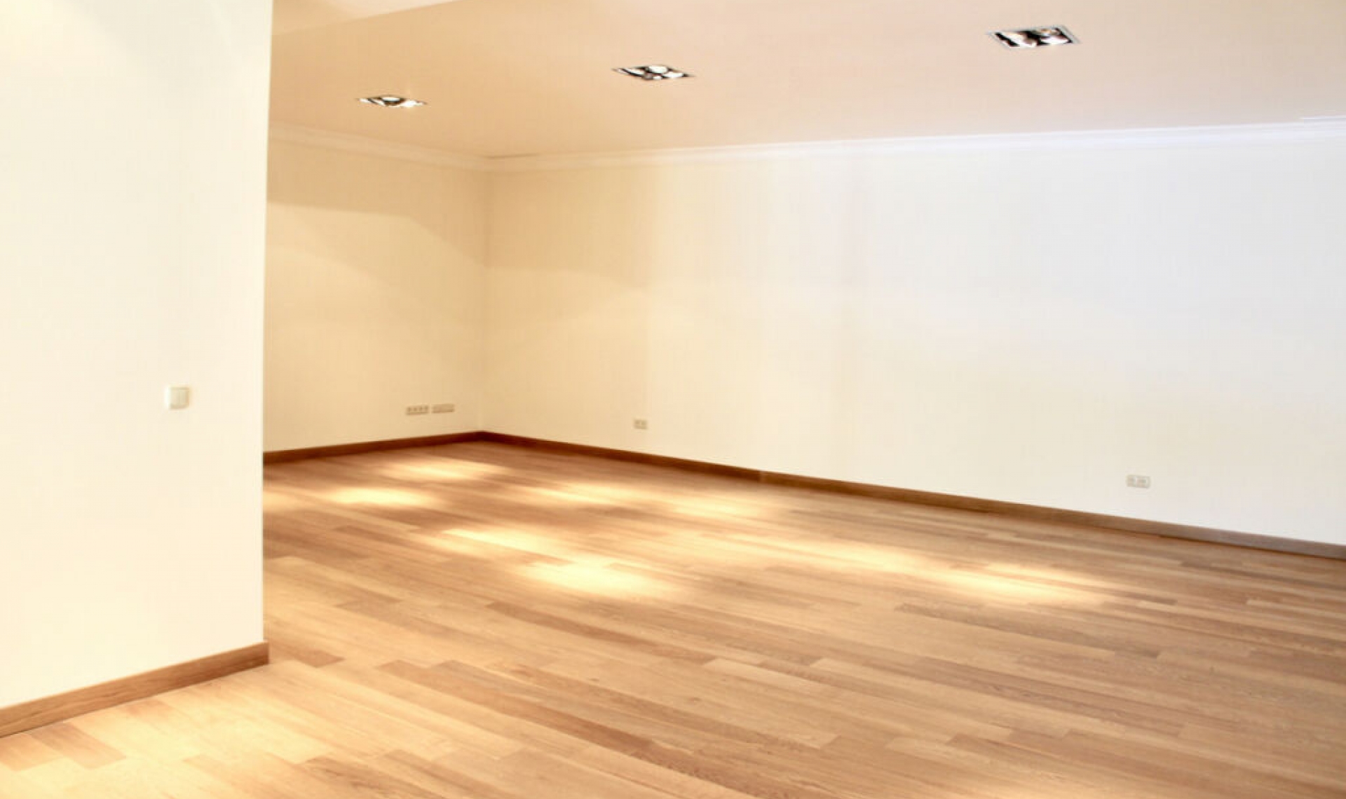 Resale - House -
Los Arqueros