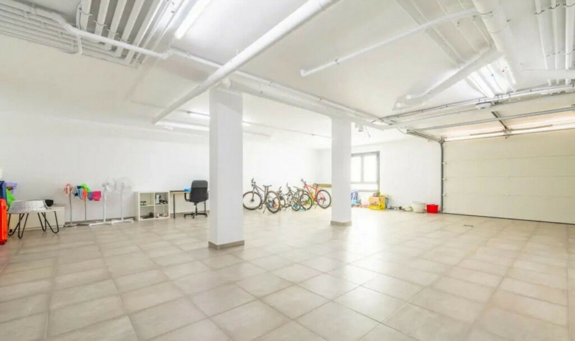 Resale - House -
Los Balcones