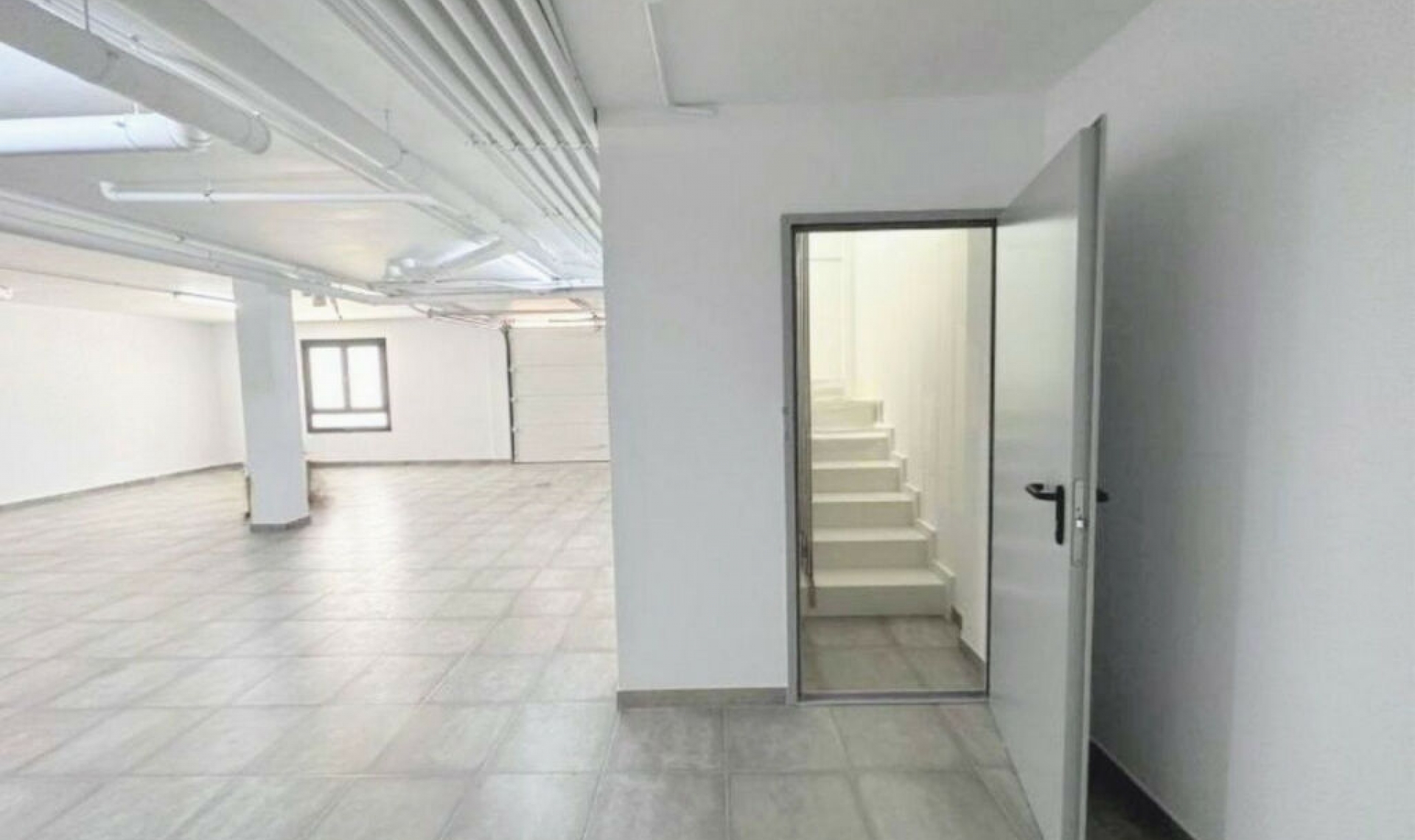 Resale - House -
Los Balcones