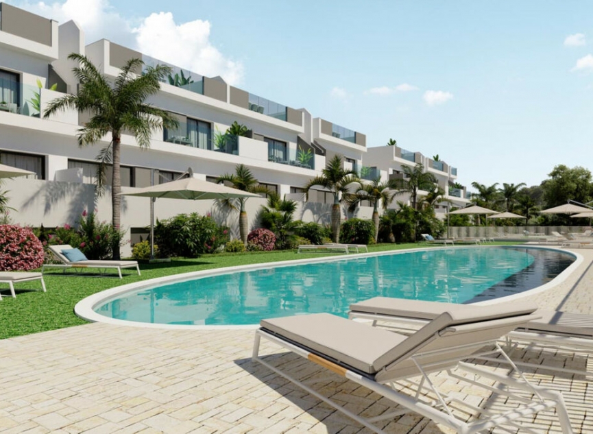 Resale - House -
Los Balcones