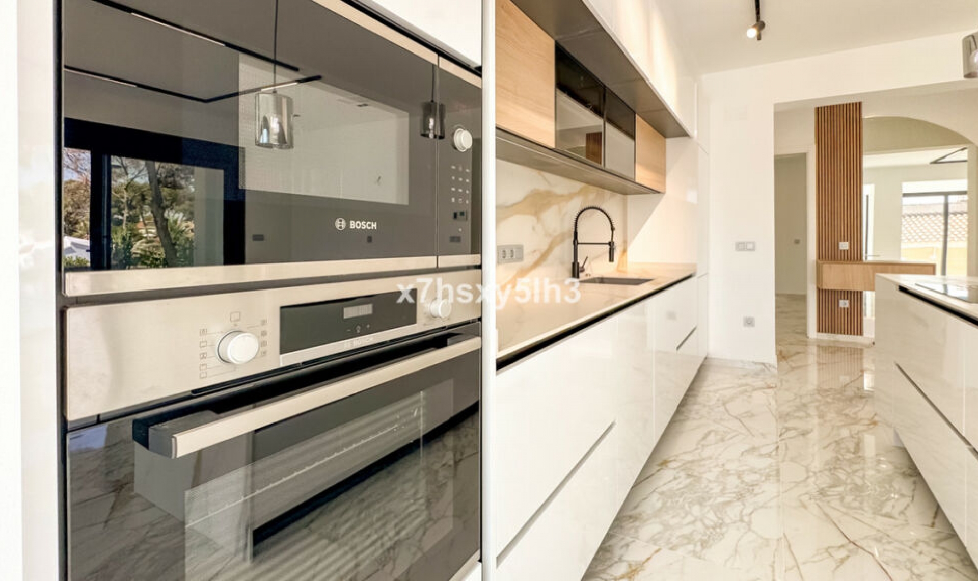 Resale - House -
Los Balcones