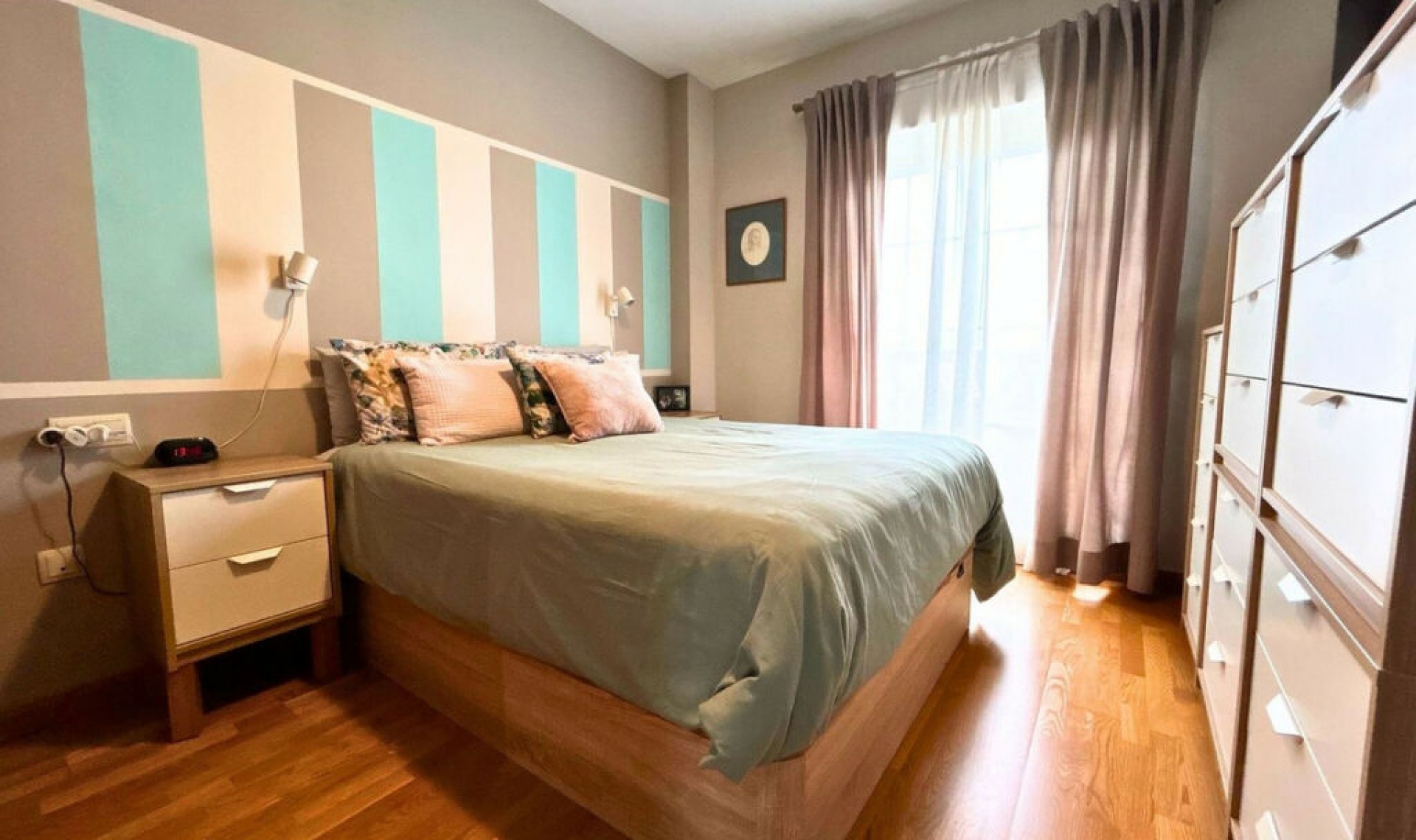 Resale - House -
Los Boliches