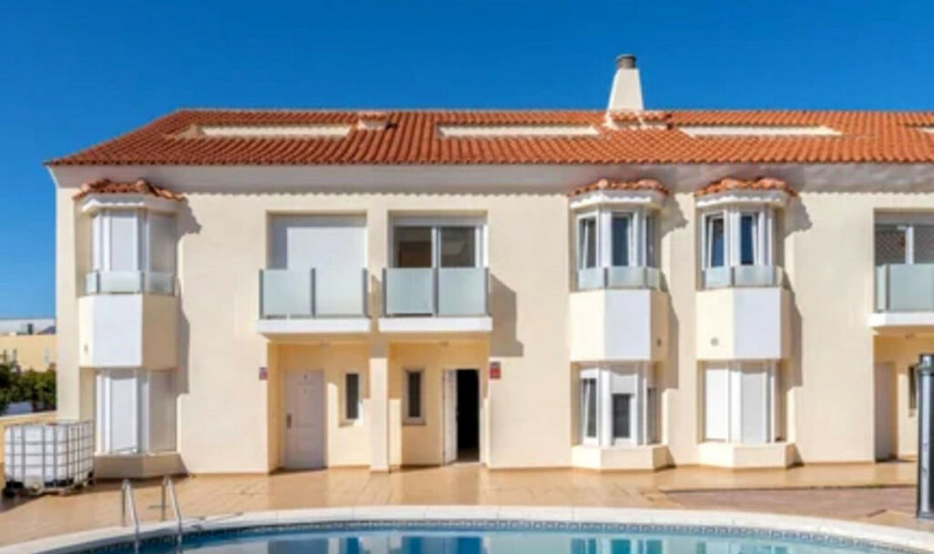 Resale - House -
Los Boliches