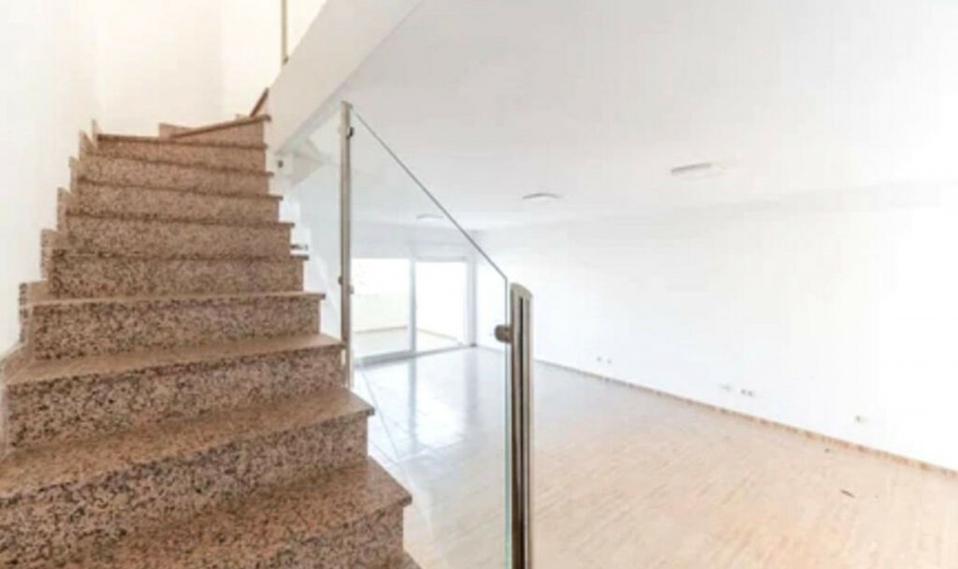 Resale - House -
Los Boliches