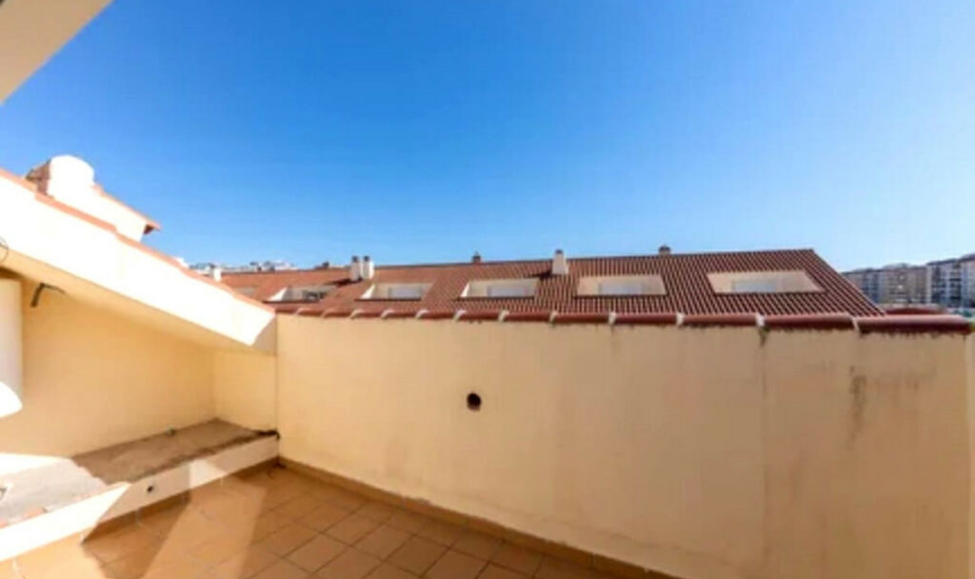 Resale - House -
Los Boliches