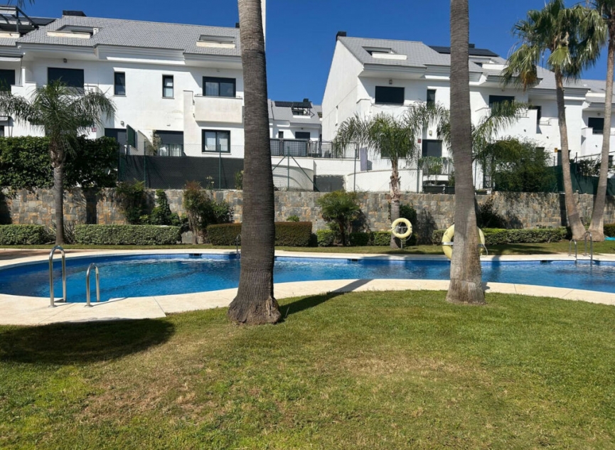 Resale - House -
Los Boliches
