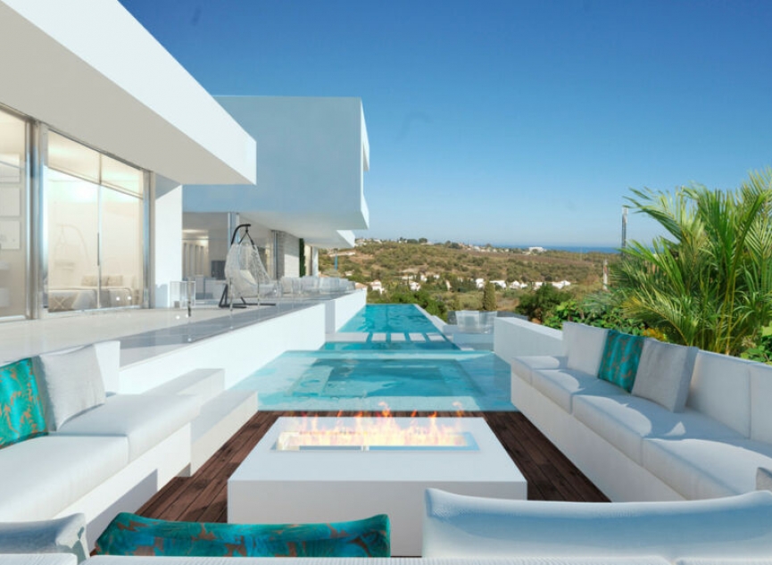 Resale - House -
Los Flamingos