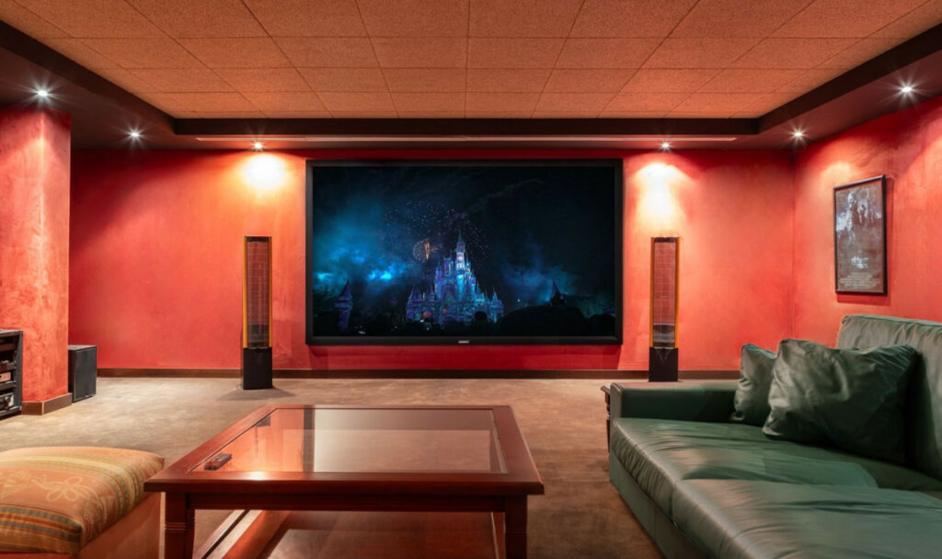 Resale - House -
Los Flamingos