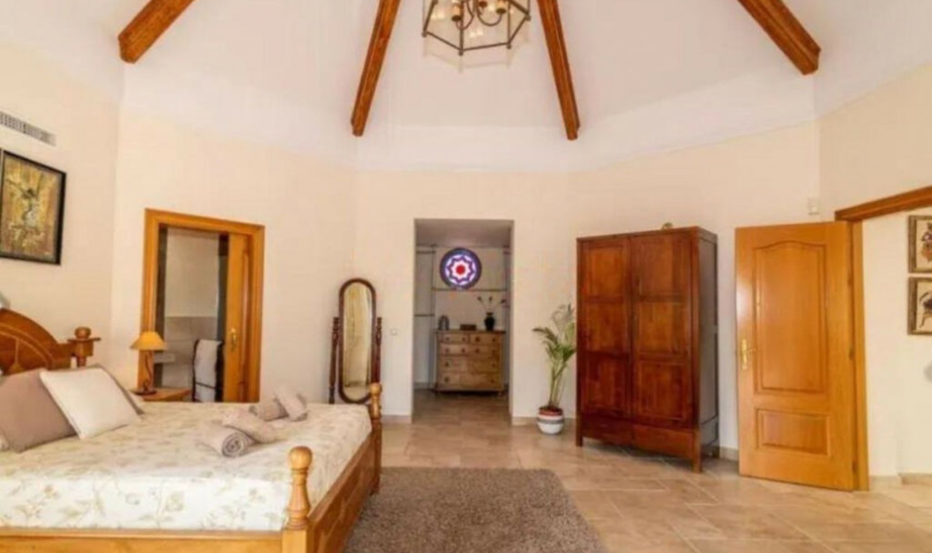 Resale - House -
Los Flamingos