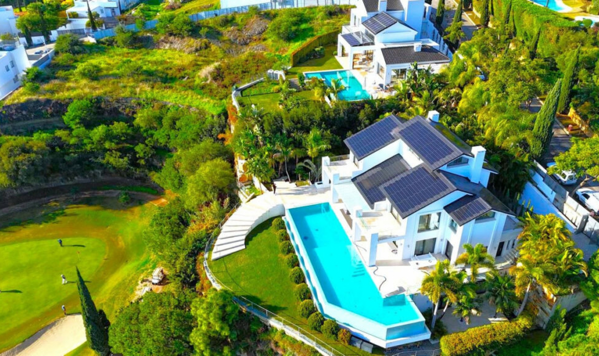 Resale - House -
Los Flamingos