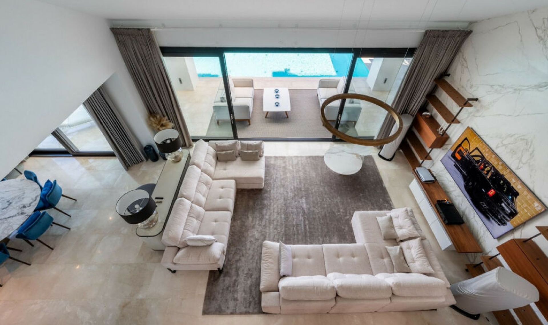 Resale - House -
Los Flamingos