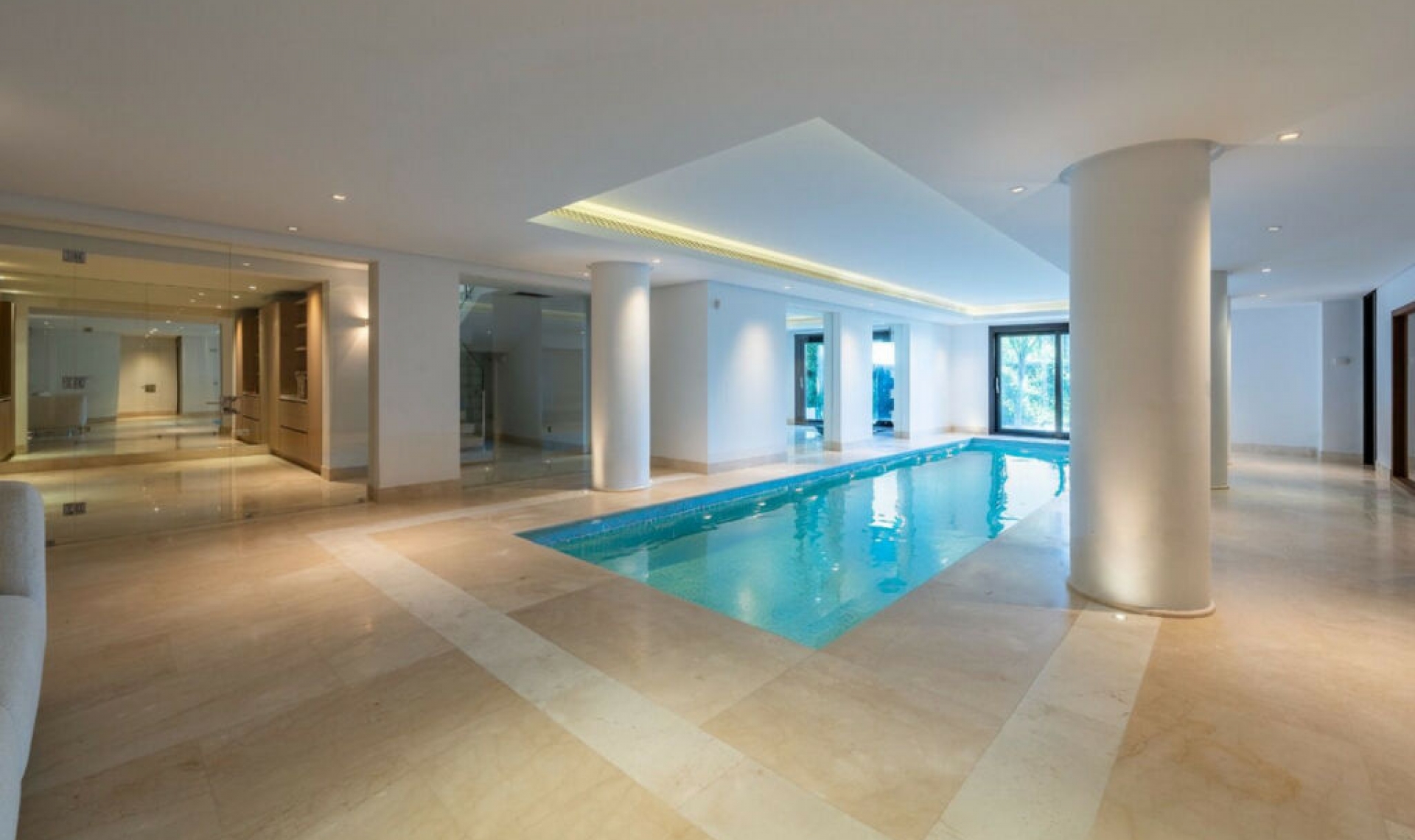 Resale - House -
Los Flamingos