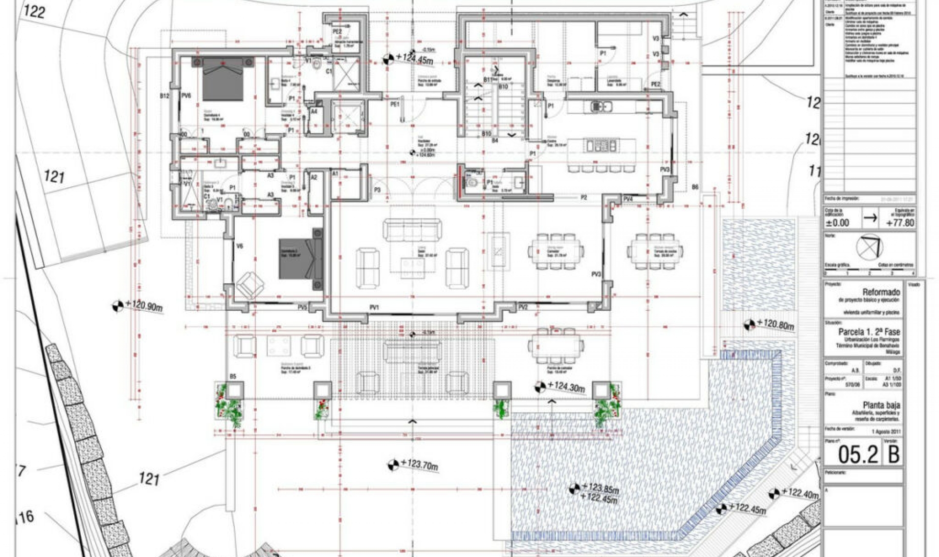 Resale - House -
Los Flamingos