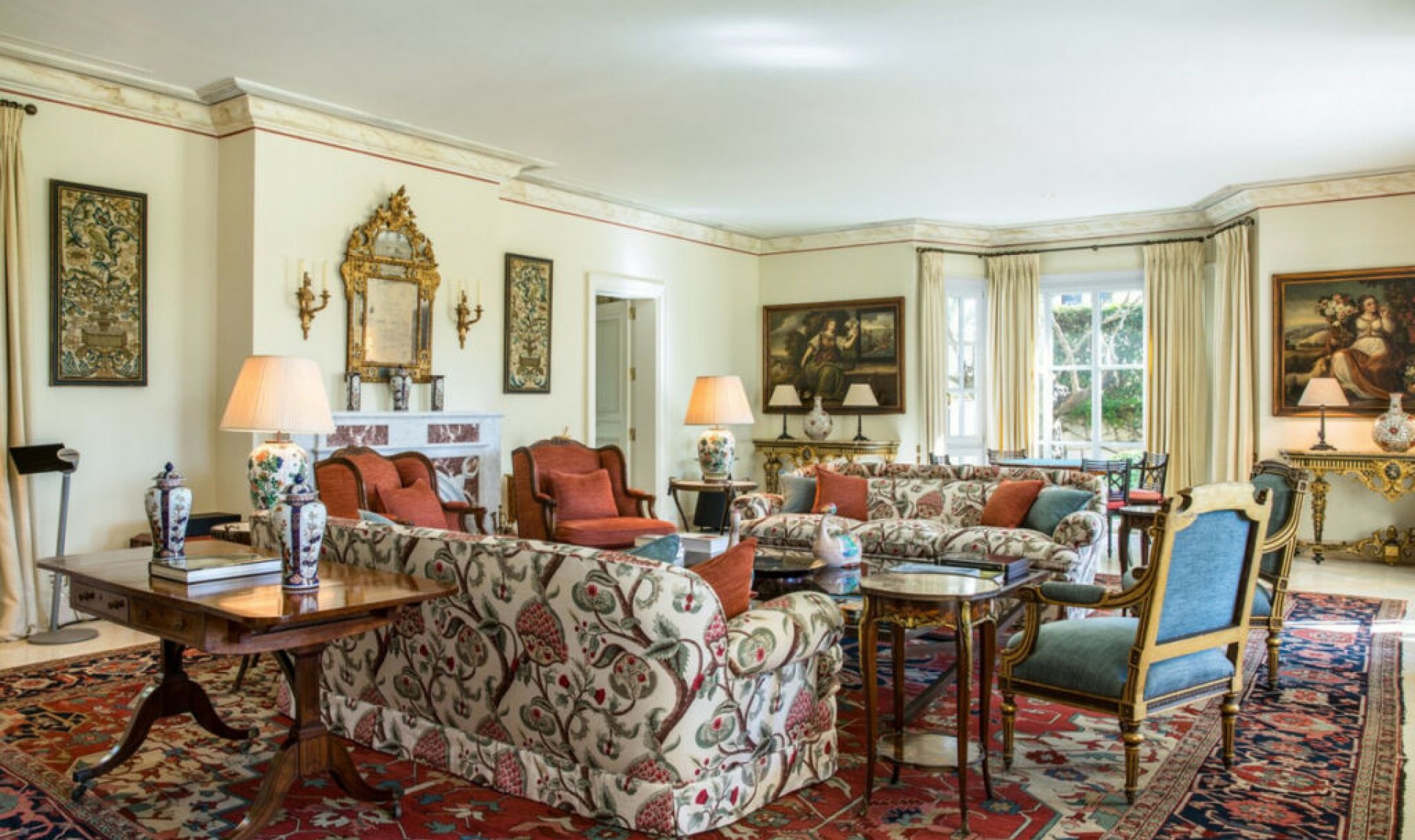 Resale - House -
Los Monteros