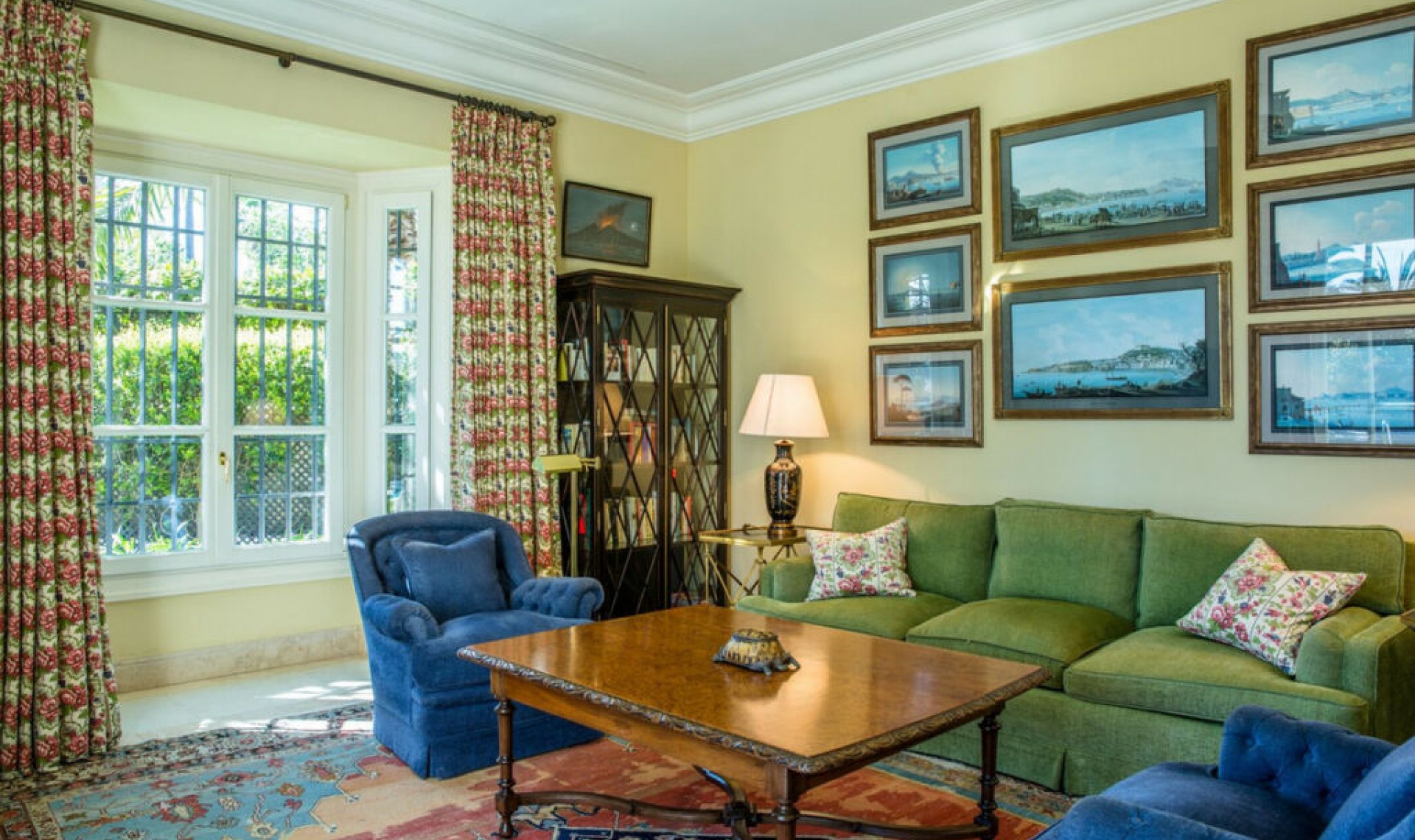 Resale - House -
Los Monteros