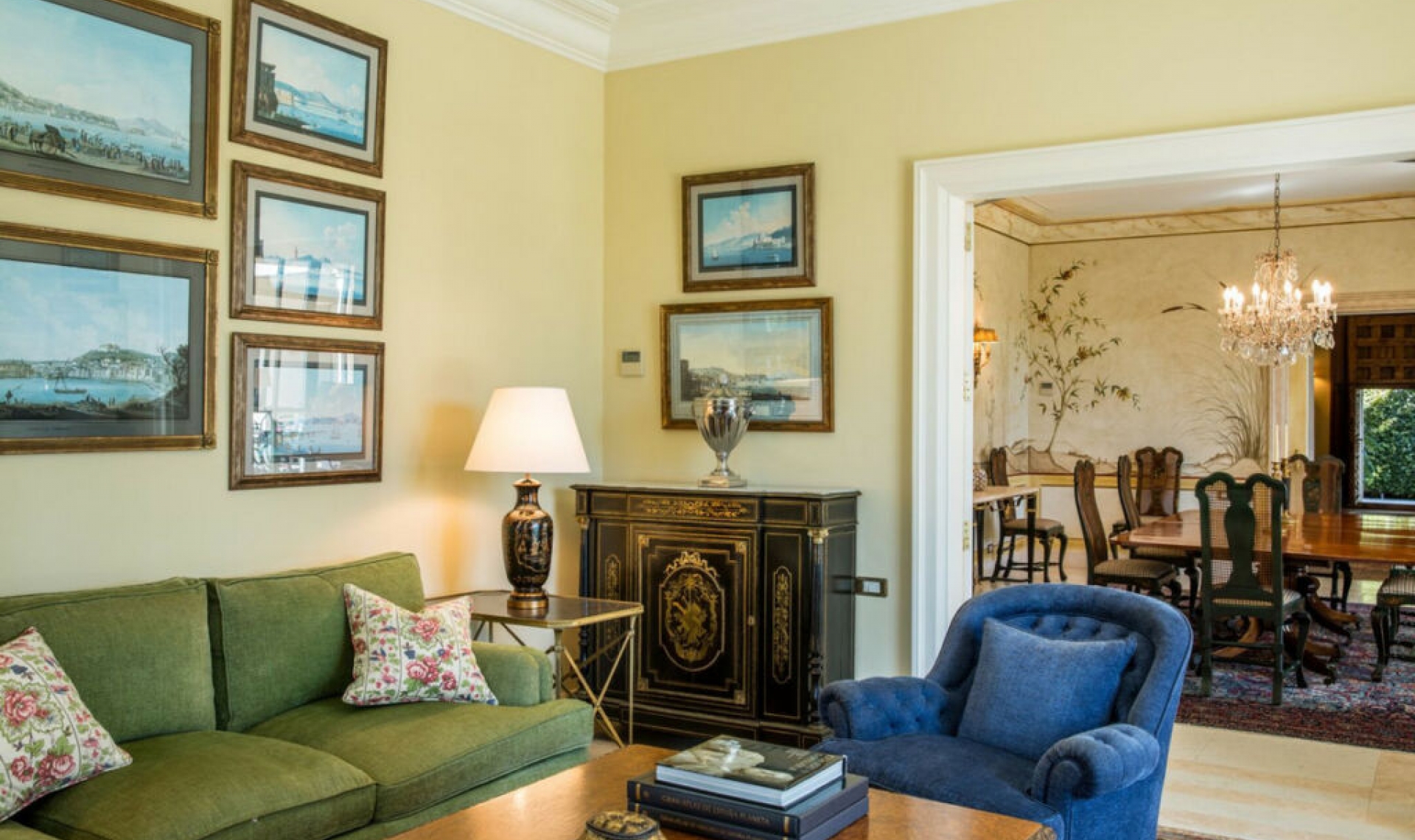 Resale - House -
Los Monteros