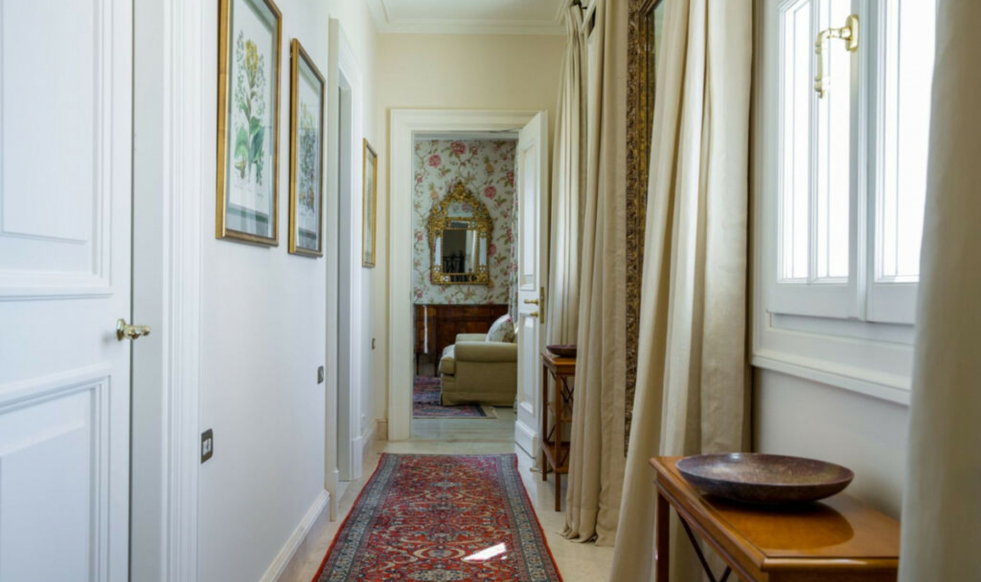 Resale - House -
Los Monteros