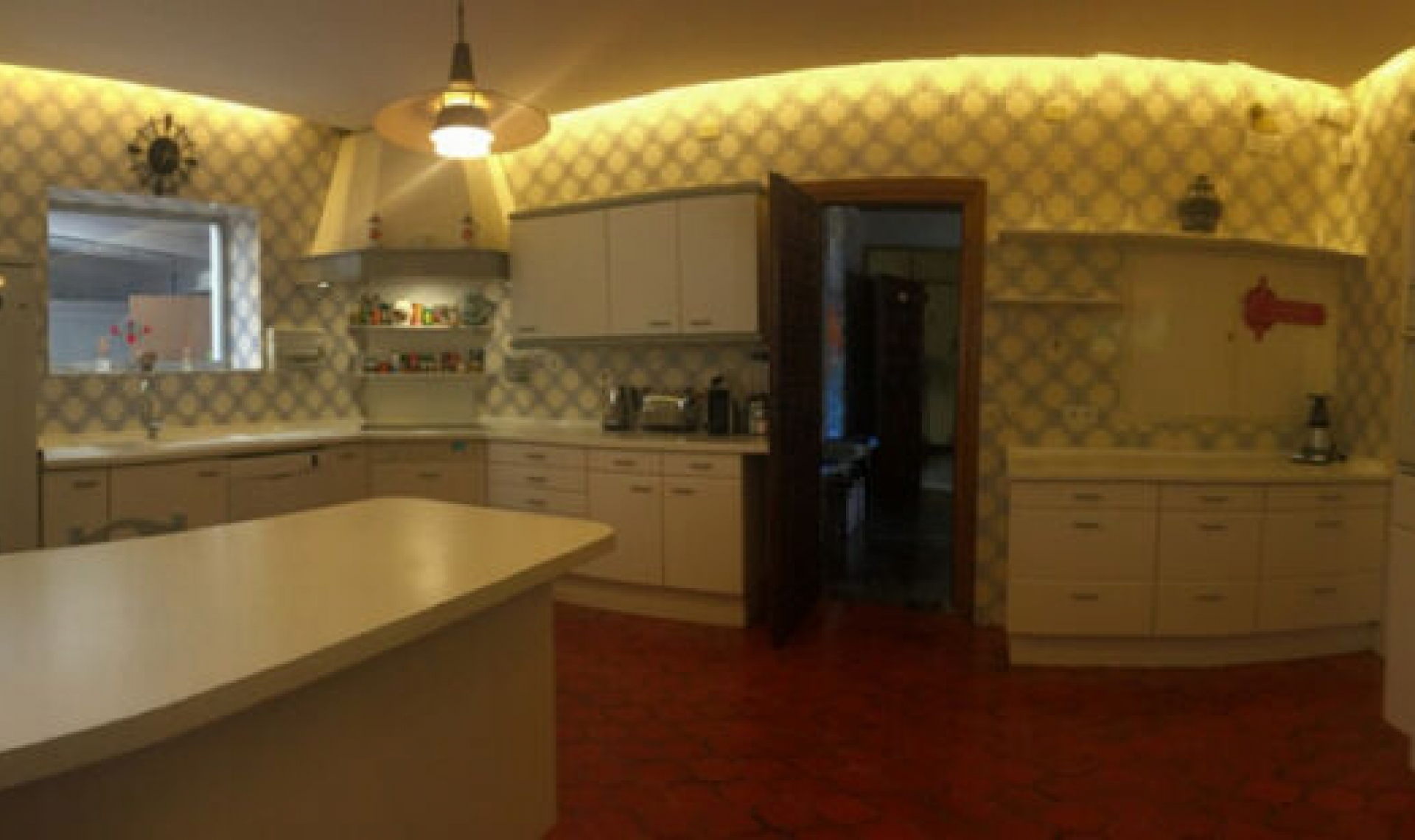 Resale - House -
Los Monteros