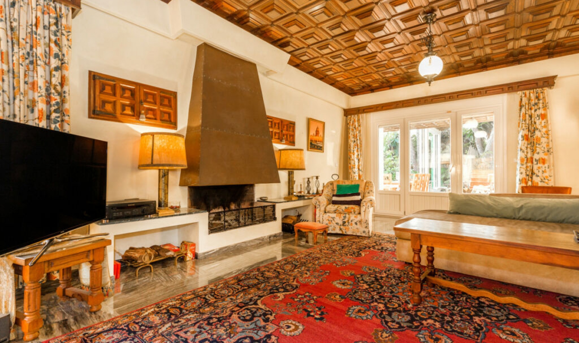 Resale - House -
Los Monteros