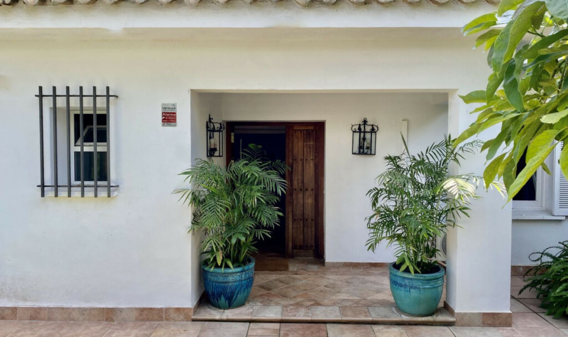 Resale - House -
Los Monteros