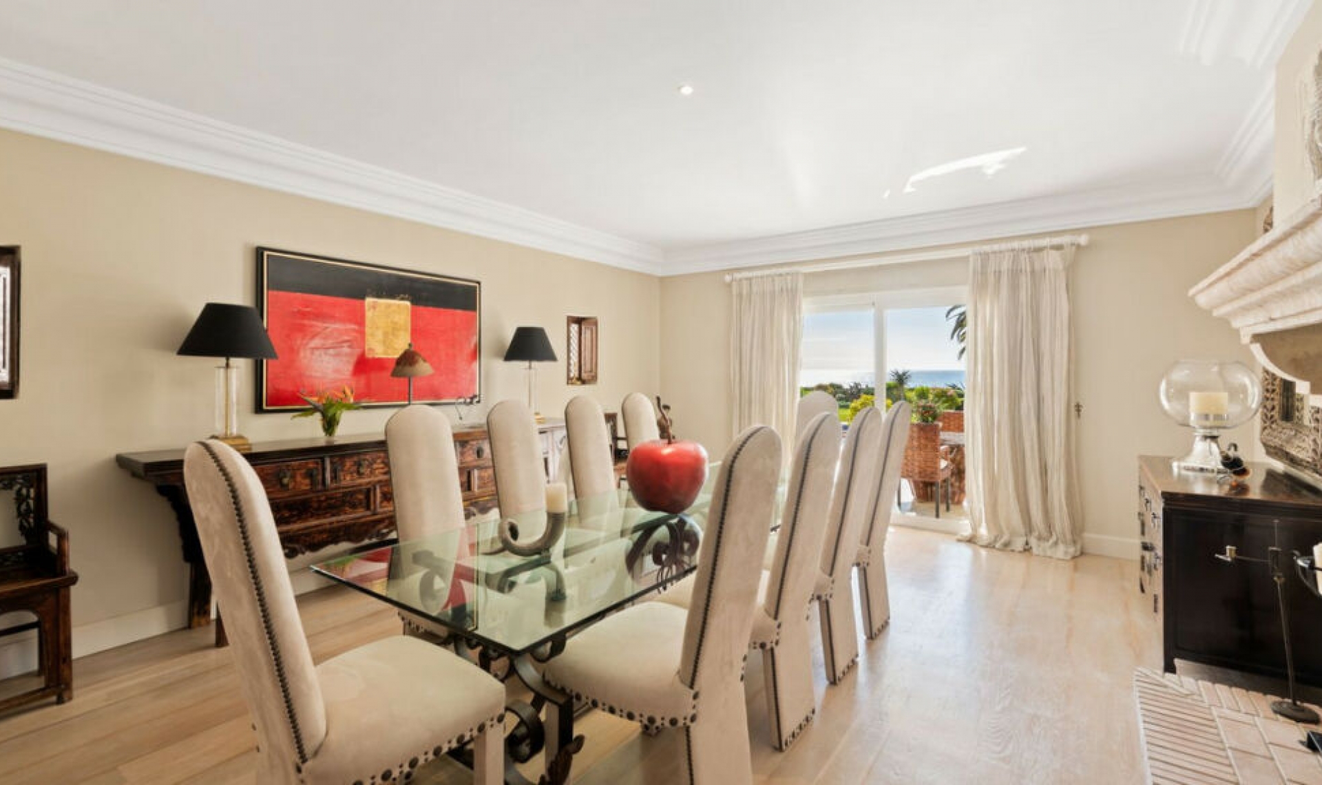 Resale - House -
Los Monteros