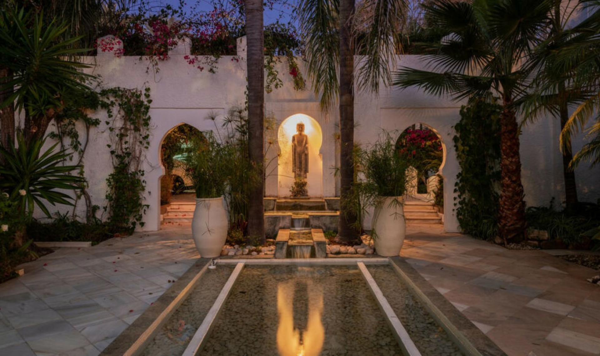 Resale - House -
Los Monteros