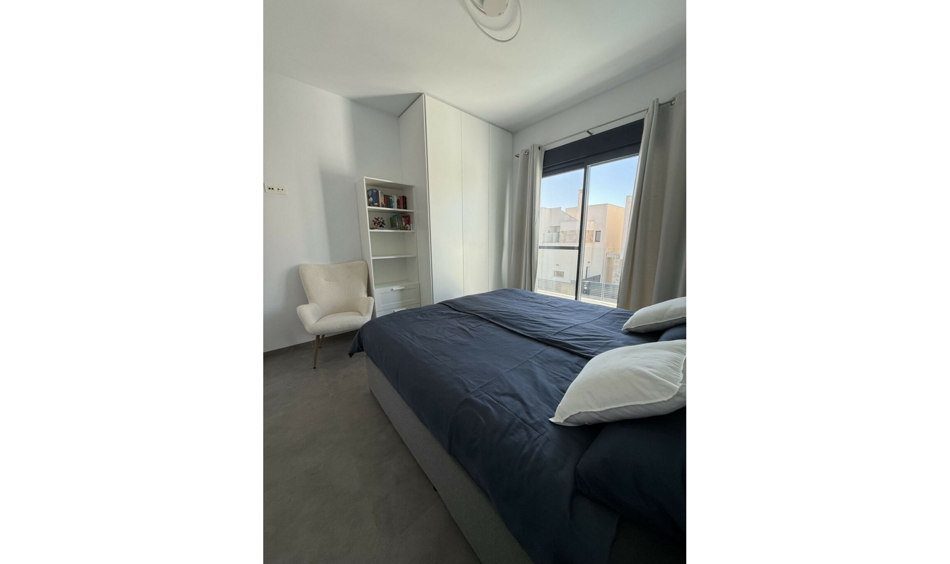 Resale - House -
Los Montesinos