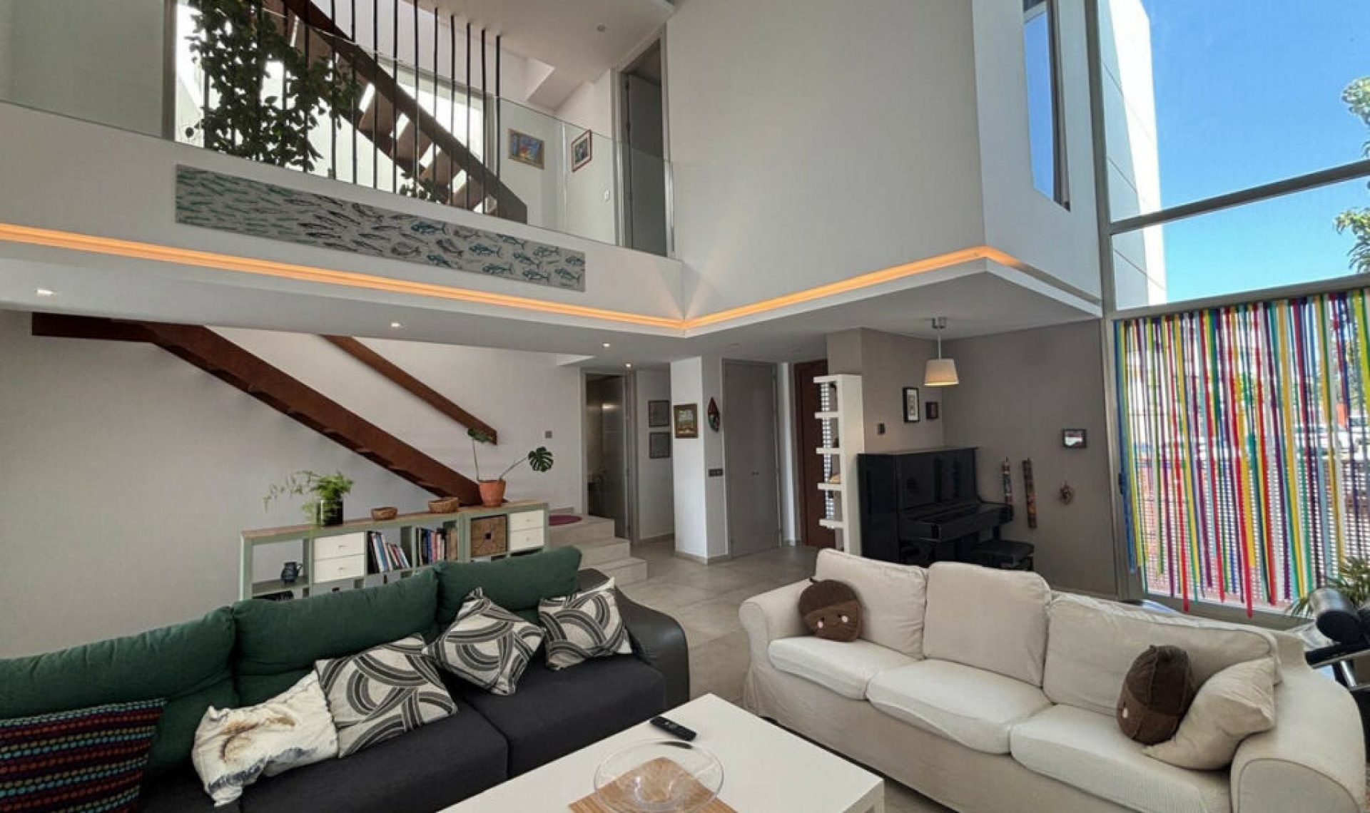 Resale - House -
Los Pacos