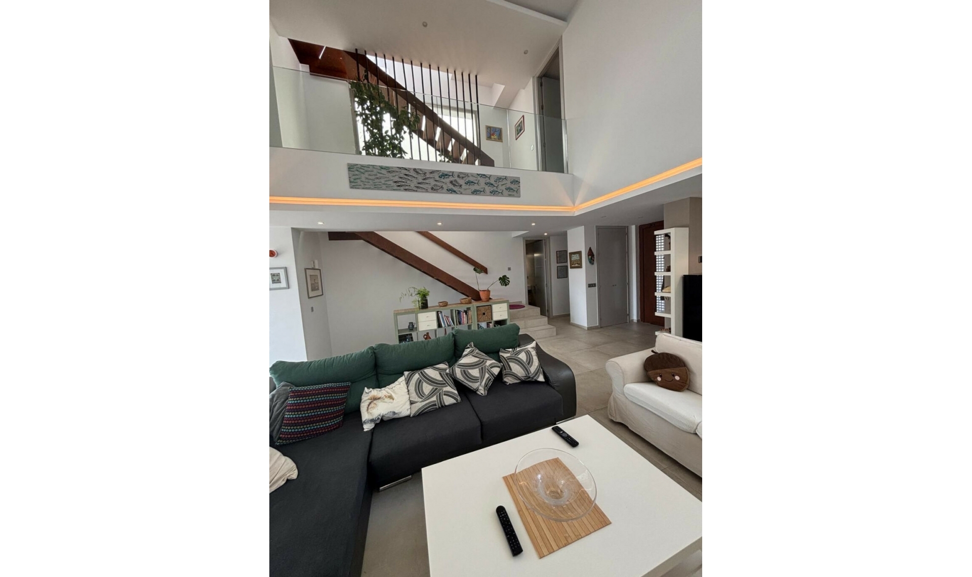 Resale - House -
Los Pacos