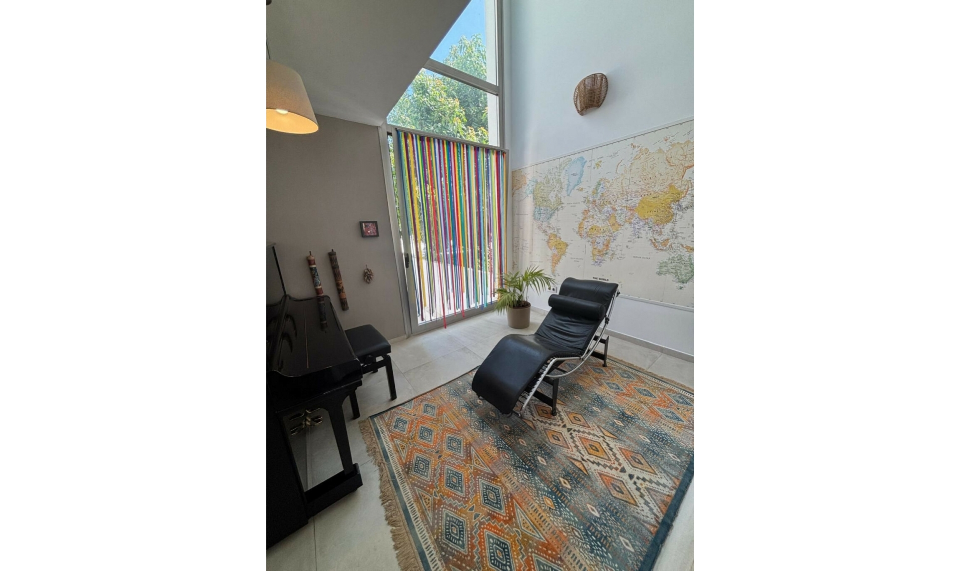 Resale - House -
Los Pacos