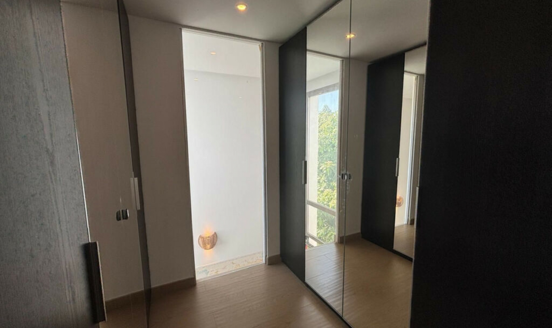 Resale - House -
Los Pacos