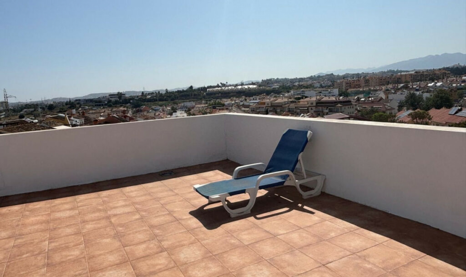 Resale - House -
Los Pacos