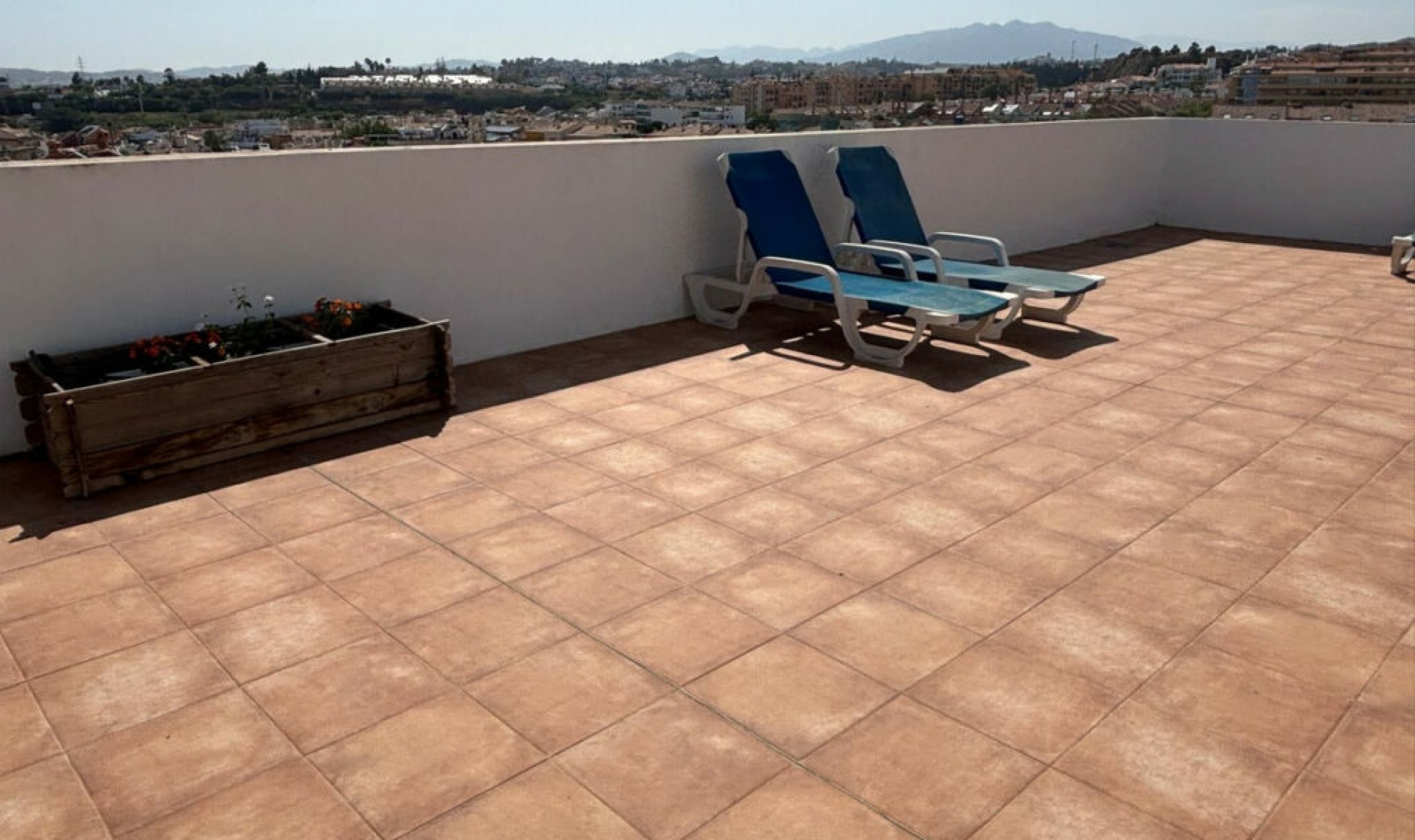 Resale - House -
Los Pacos