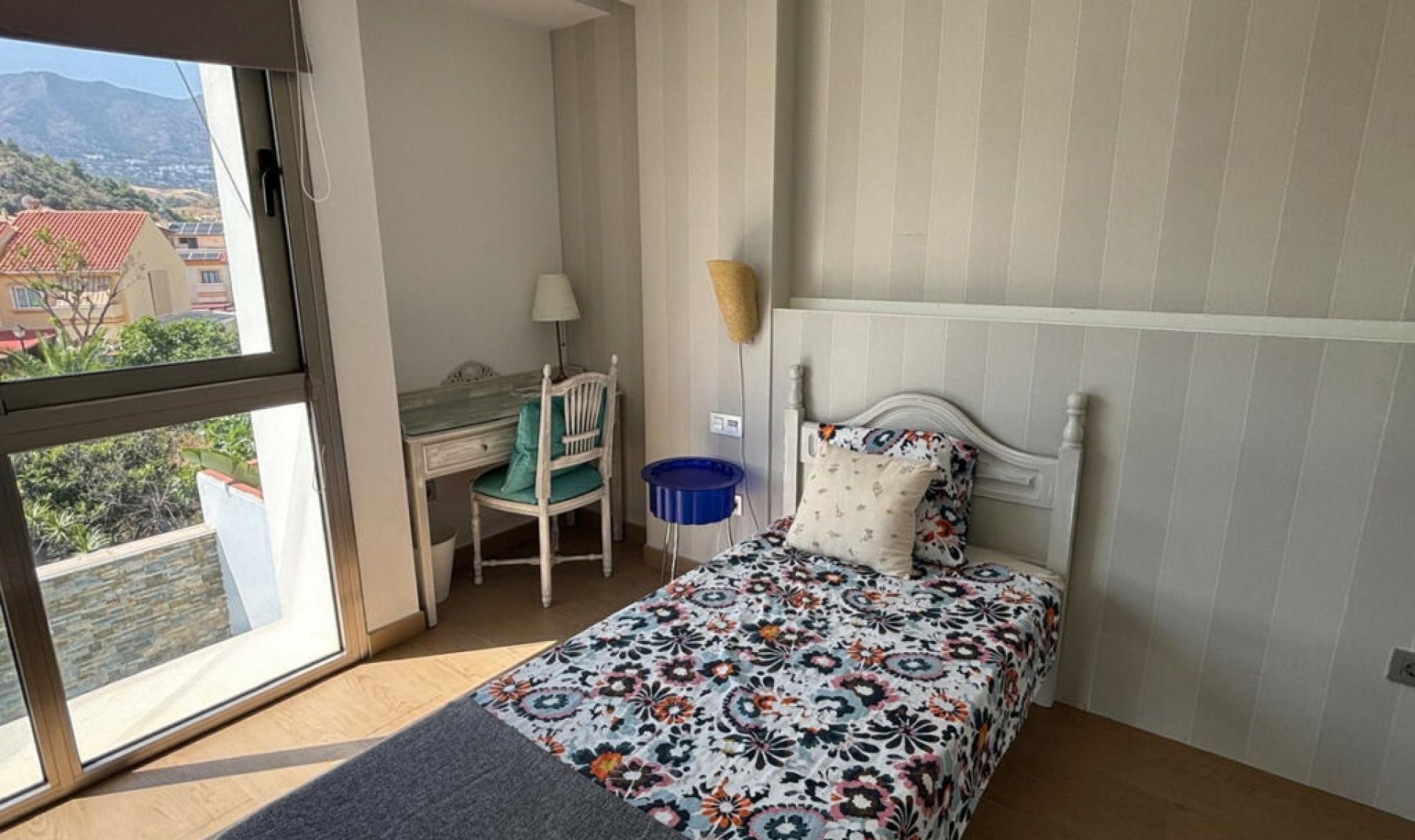 Resale - House -
Los Pacos