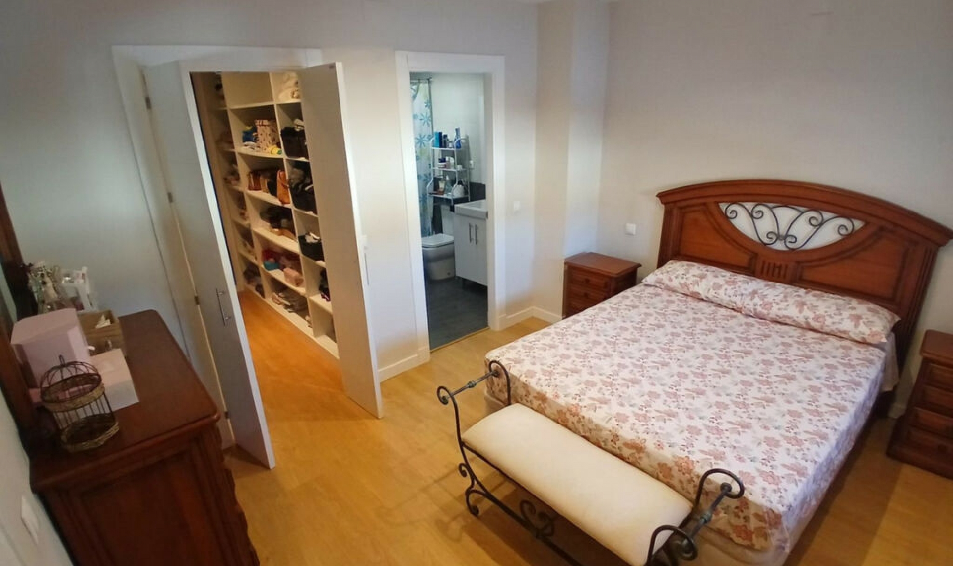 Resale - House -
Los Pacos