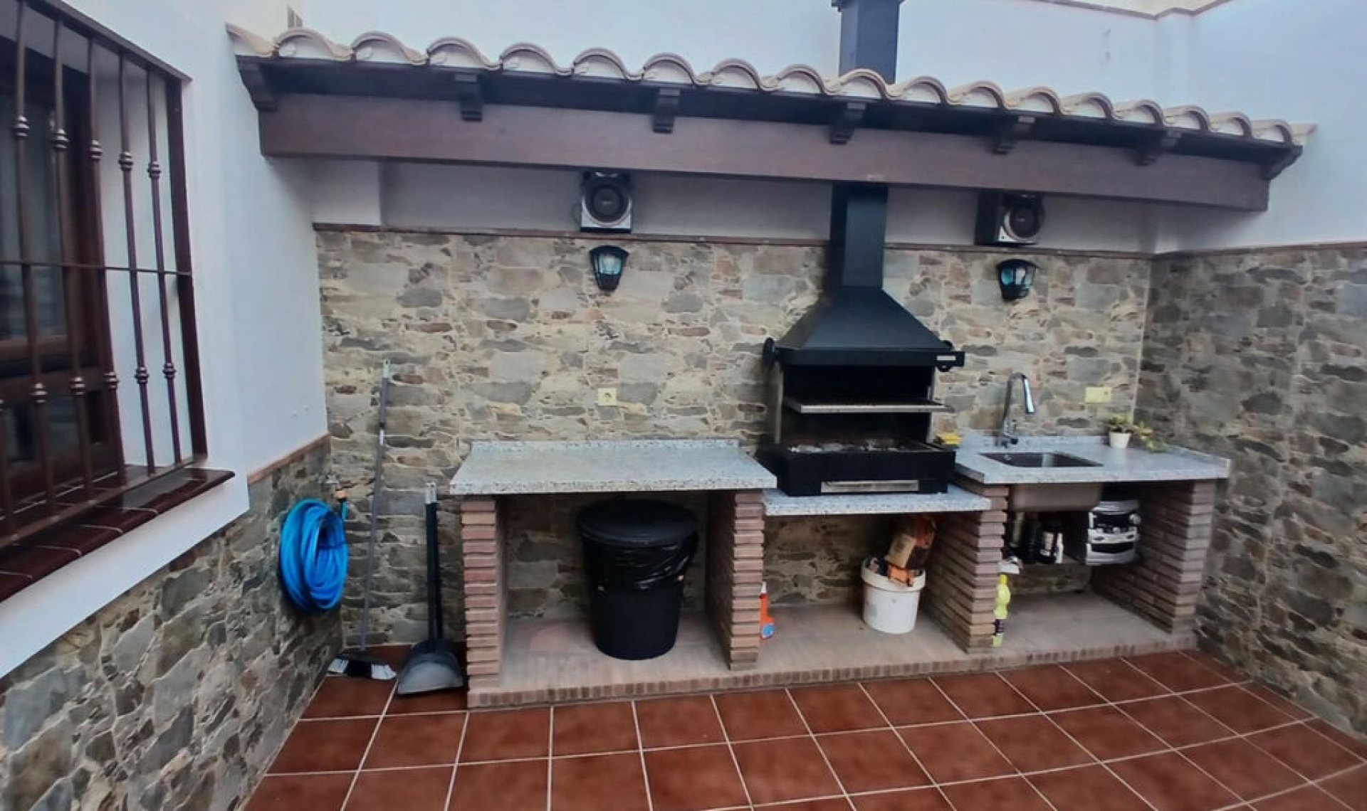 Resale - House -
Los Pacos