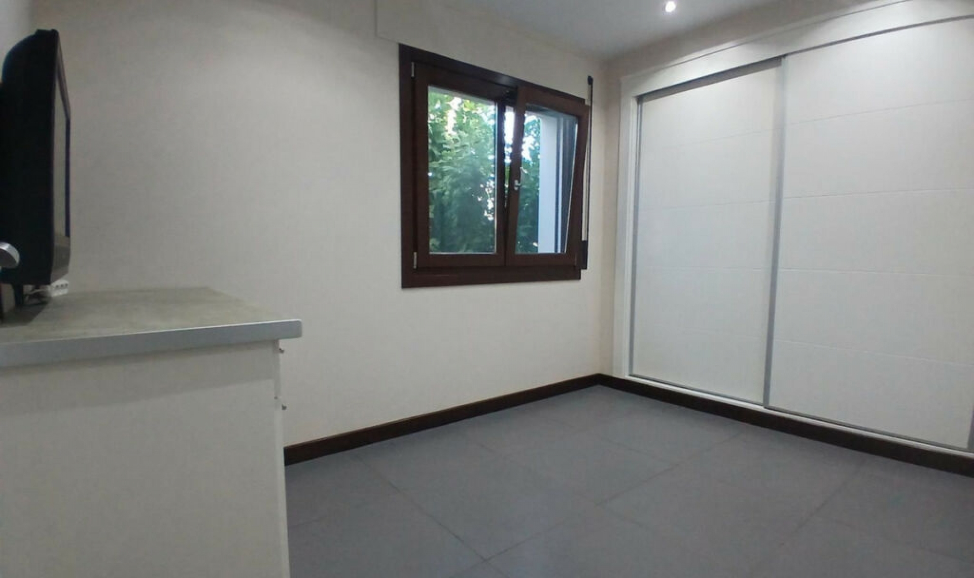 Resale - House -
Los Pacos